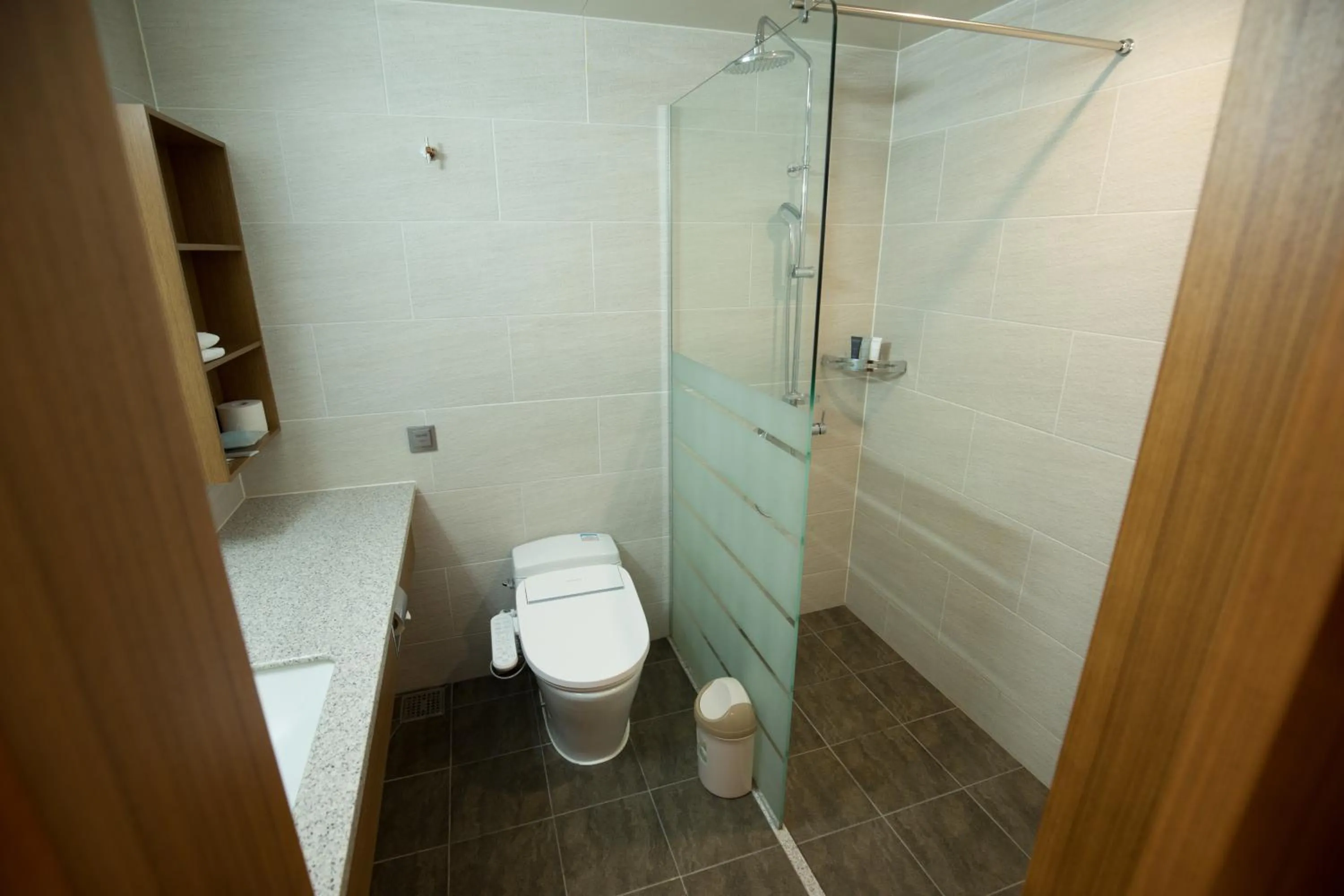 Shower in Mona Yongpyong