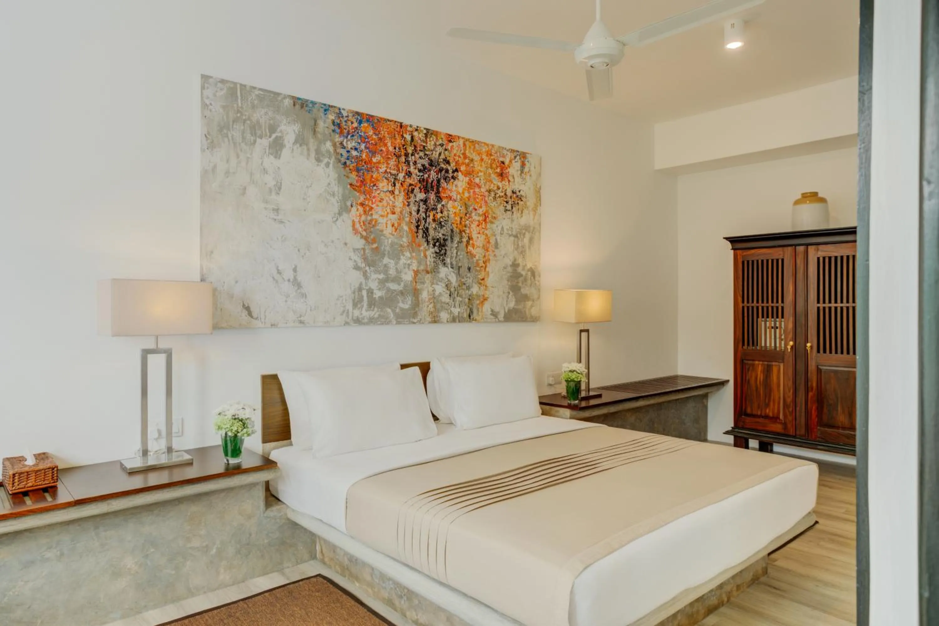 Bed in Nyne Hotels Lake Lodge - Colombo