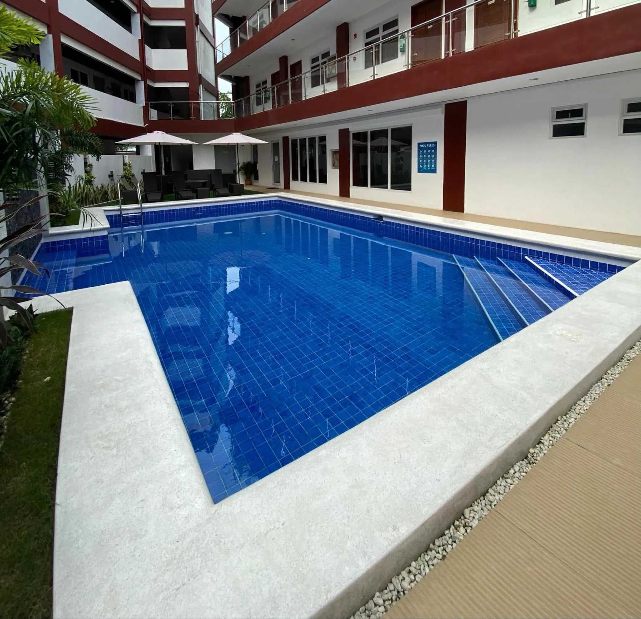 Swimming pool in Sebastien Hotel