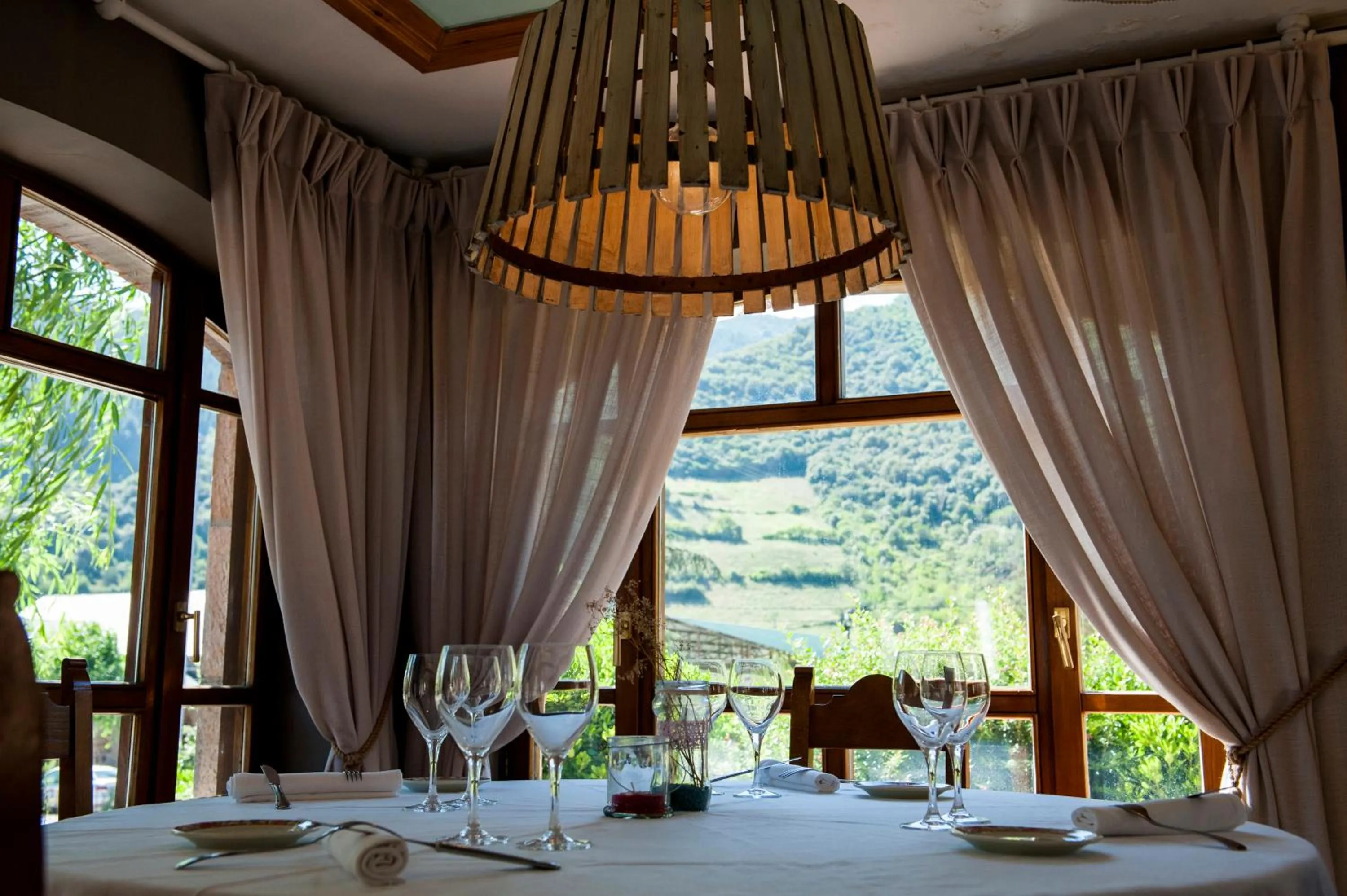 Restaurant/places to eat in Hotel Infantado