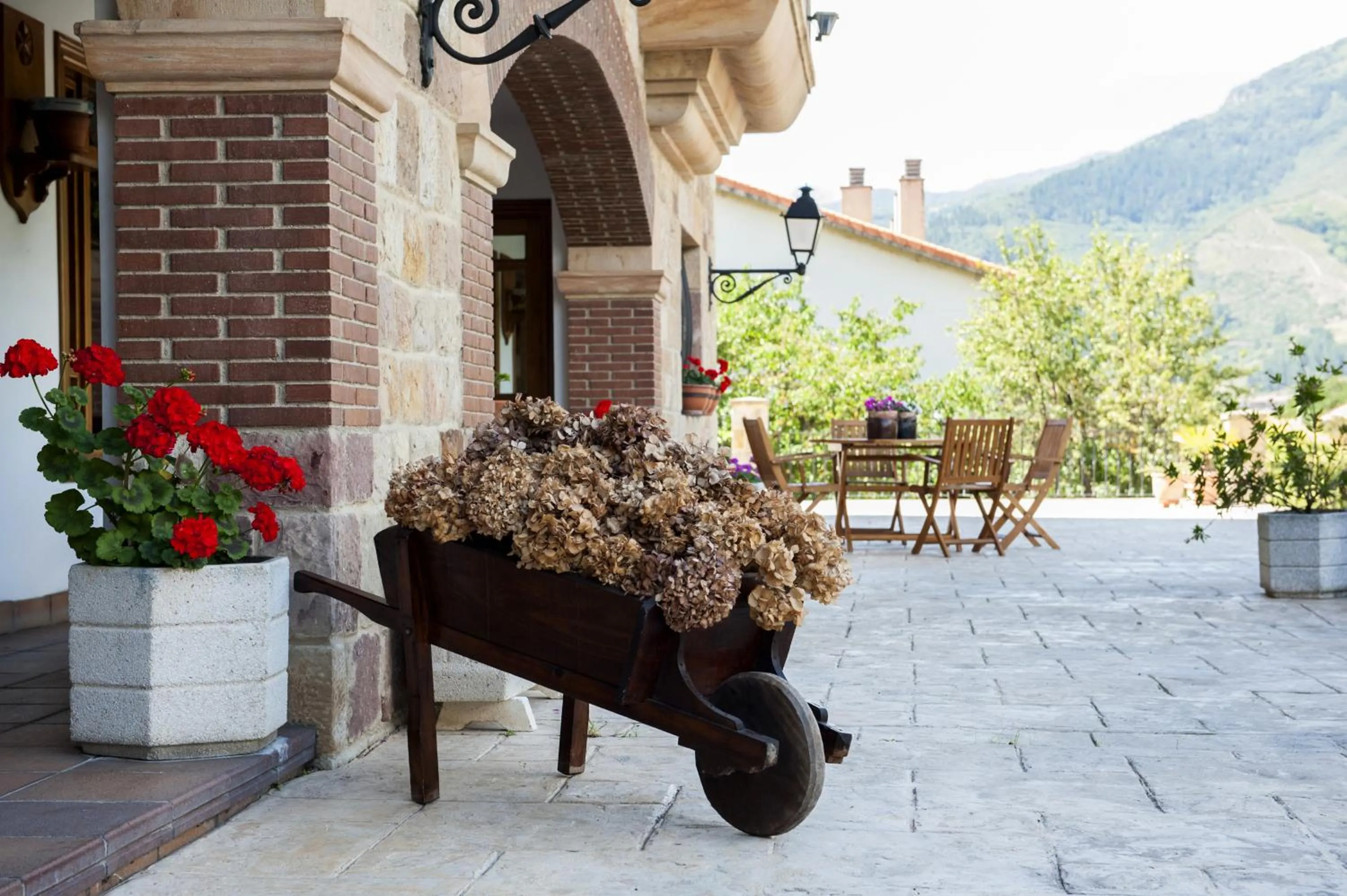 Facade/entrance in Hotel Infantado