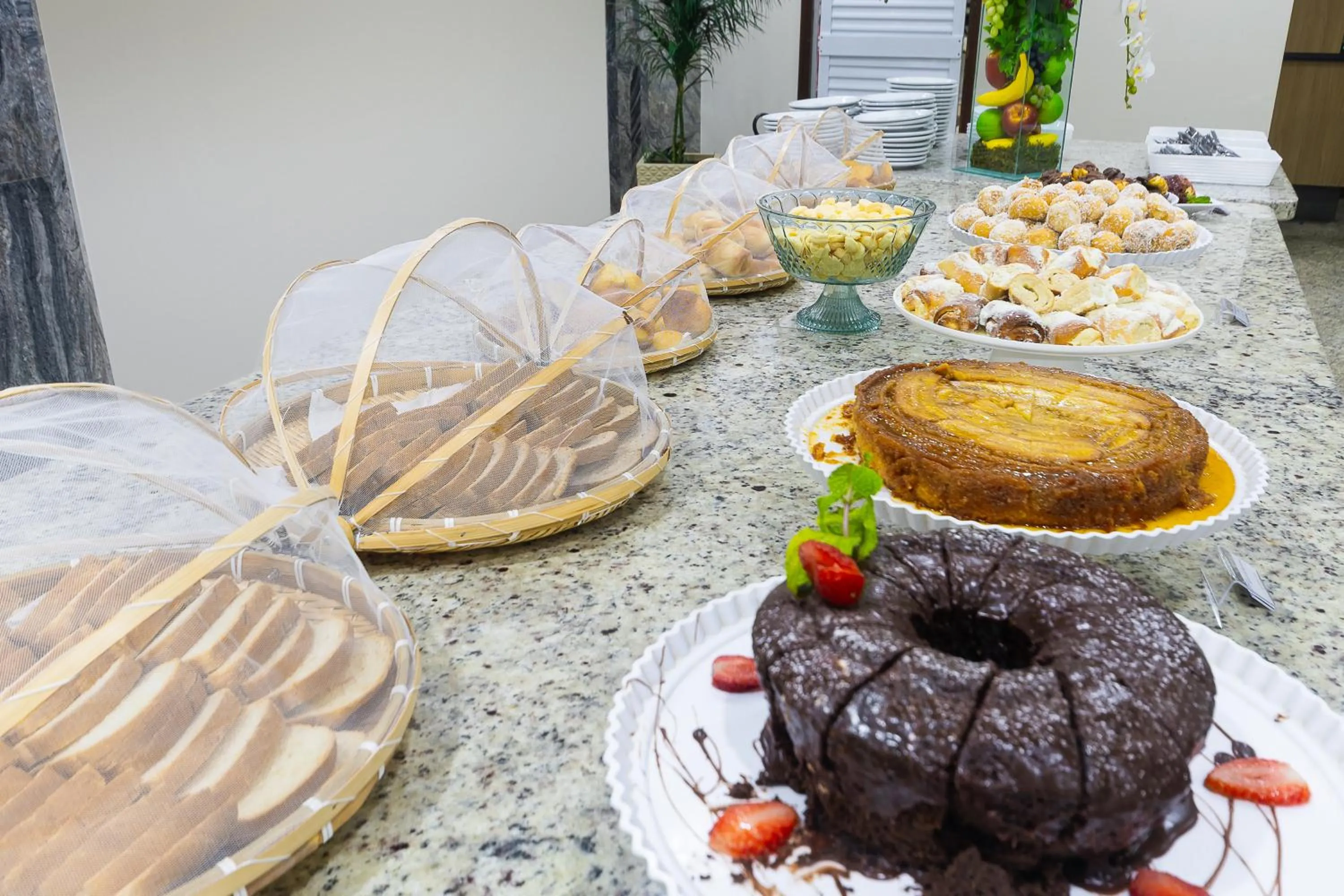 Breakfast in Hotel Dan Inn Ribeirão Preto By Nacional Inn