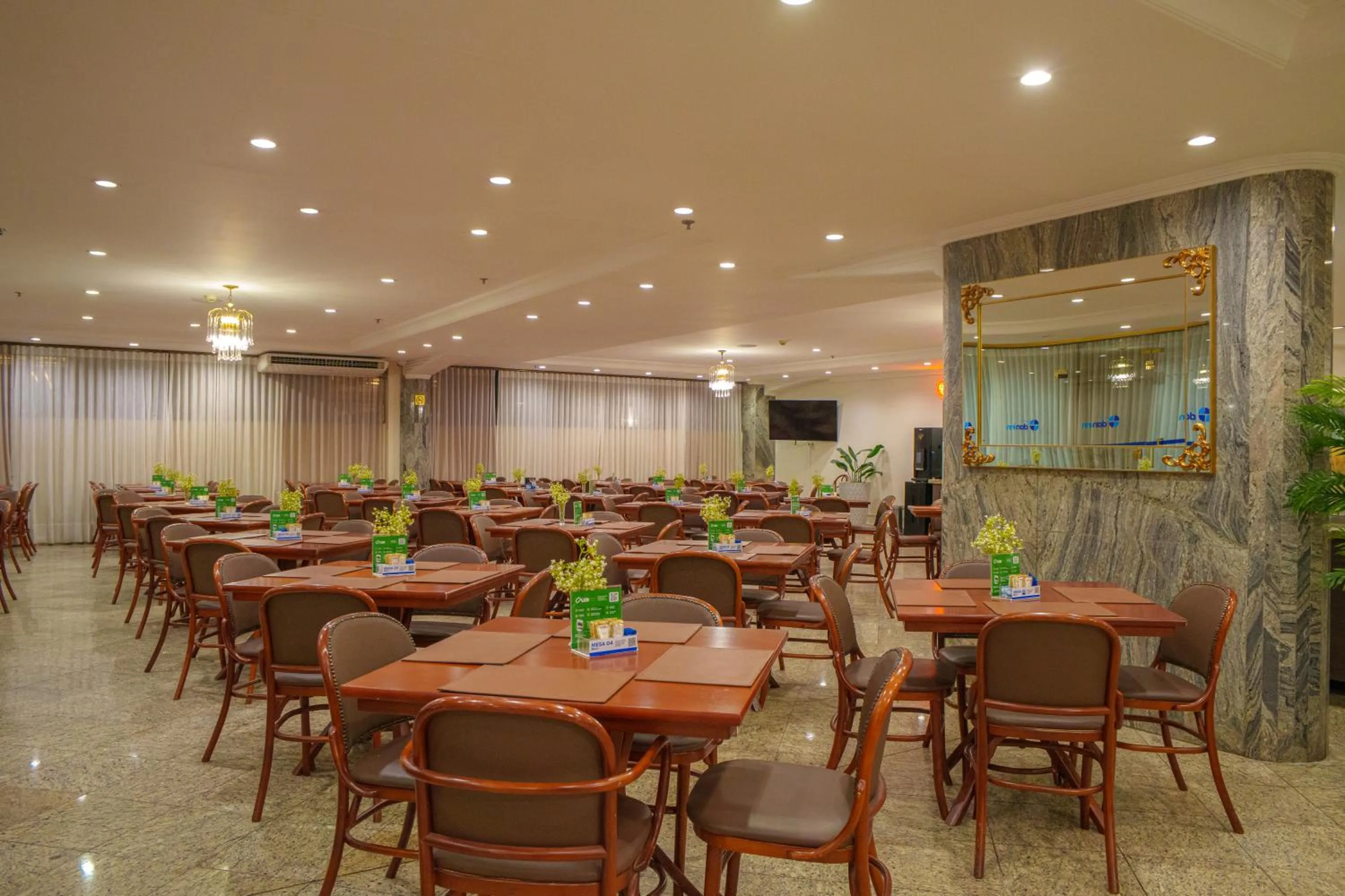 Restaurant/places to eat in Hotel Dan Inn Ribeirão Preto By Nacional Inn