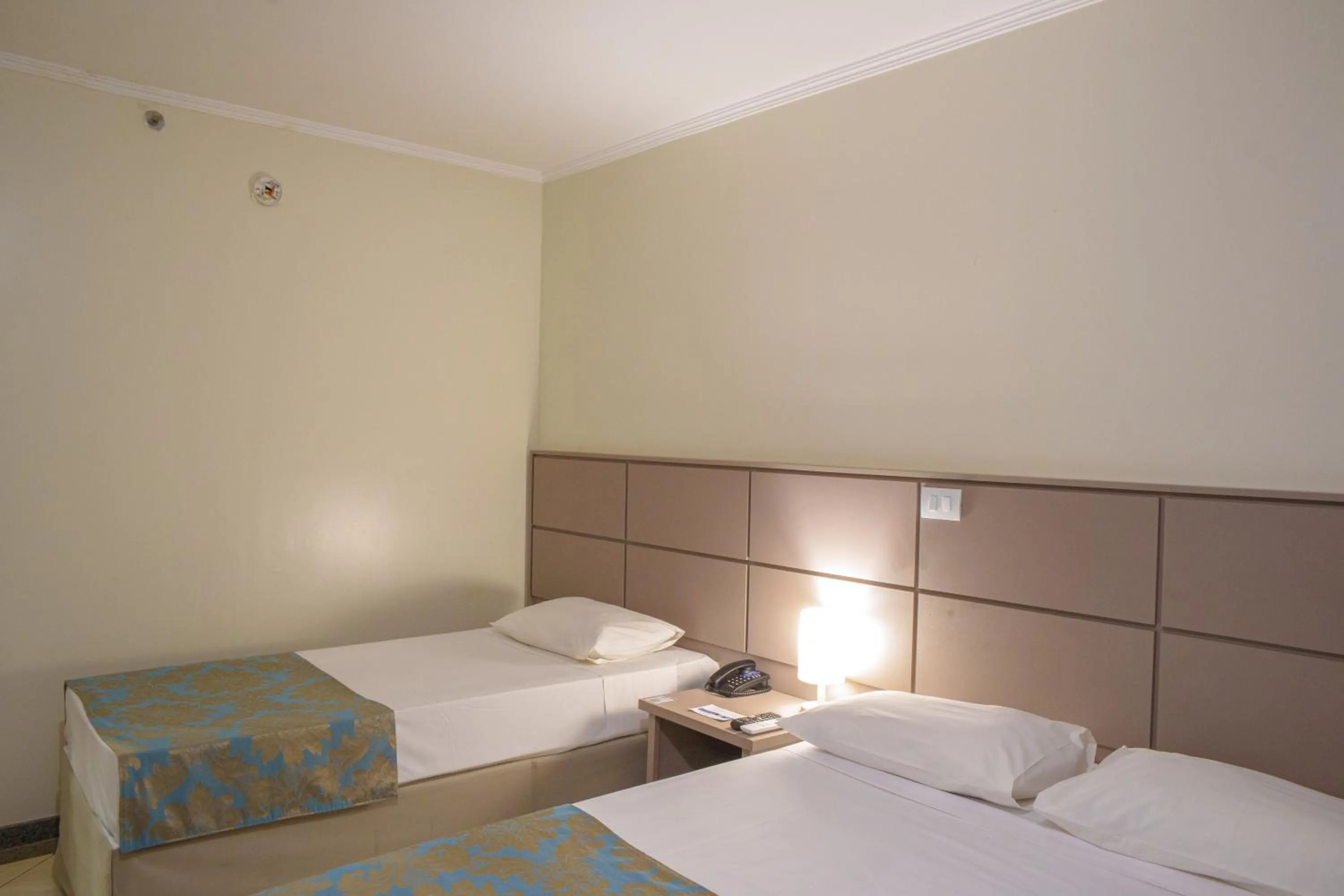 Bedroom, Bed in Hotel Dan Inn Ribeirão Preto By Nacional Inn