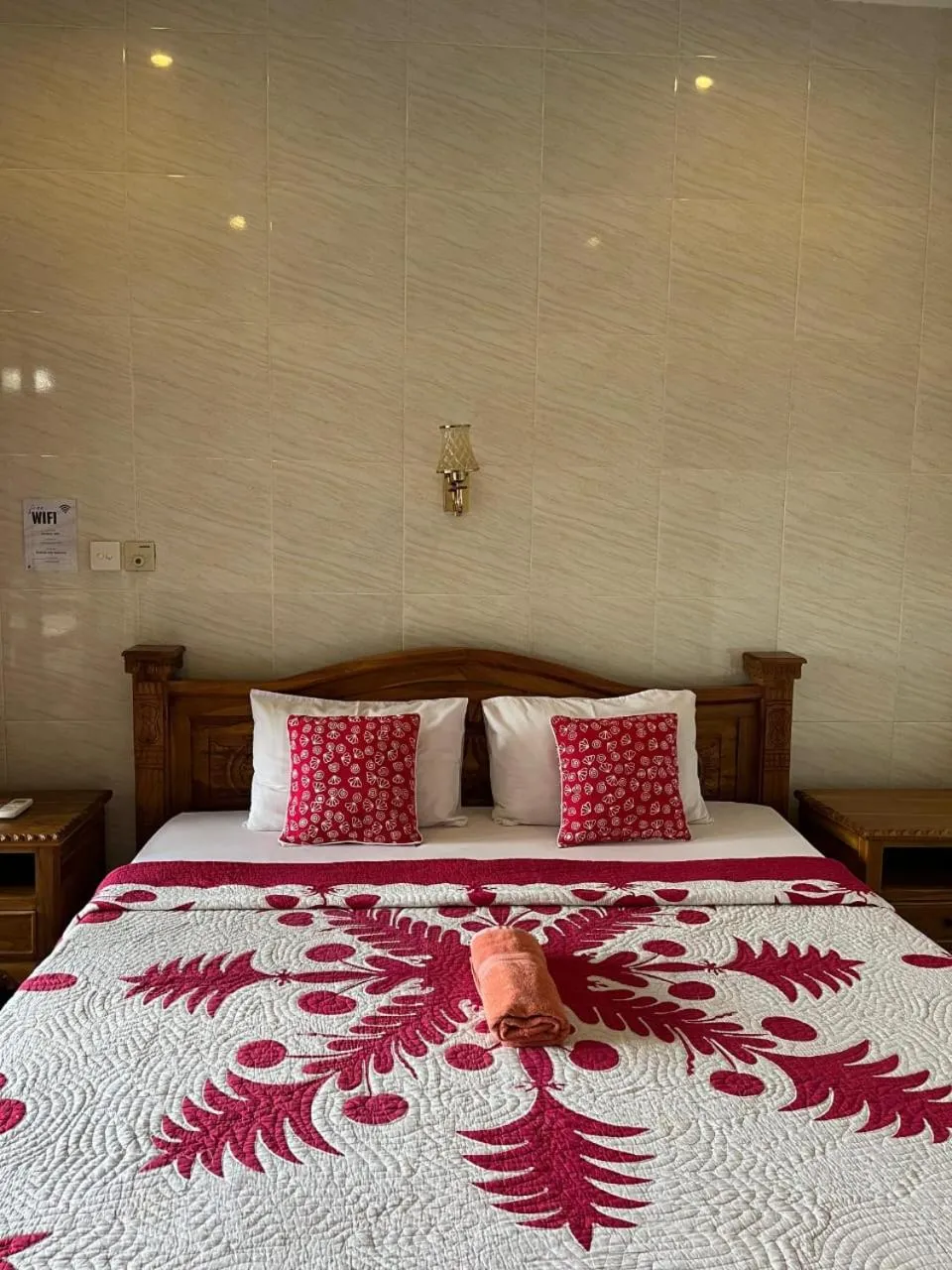 Photo of the whole room, Bed in Rumah Ary Homestay & Spa