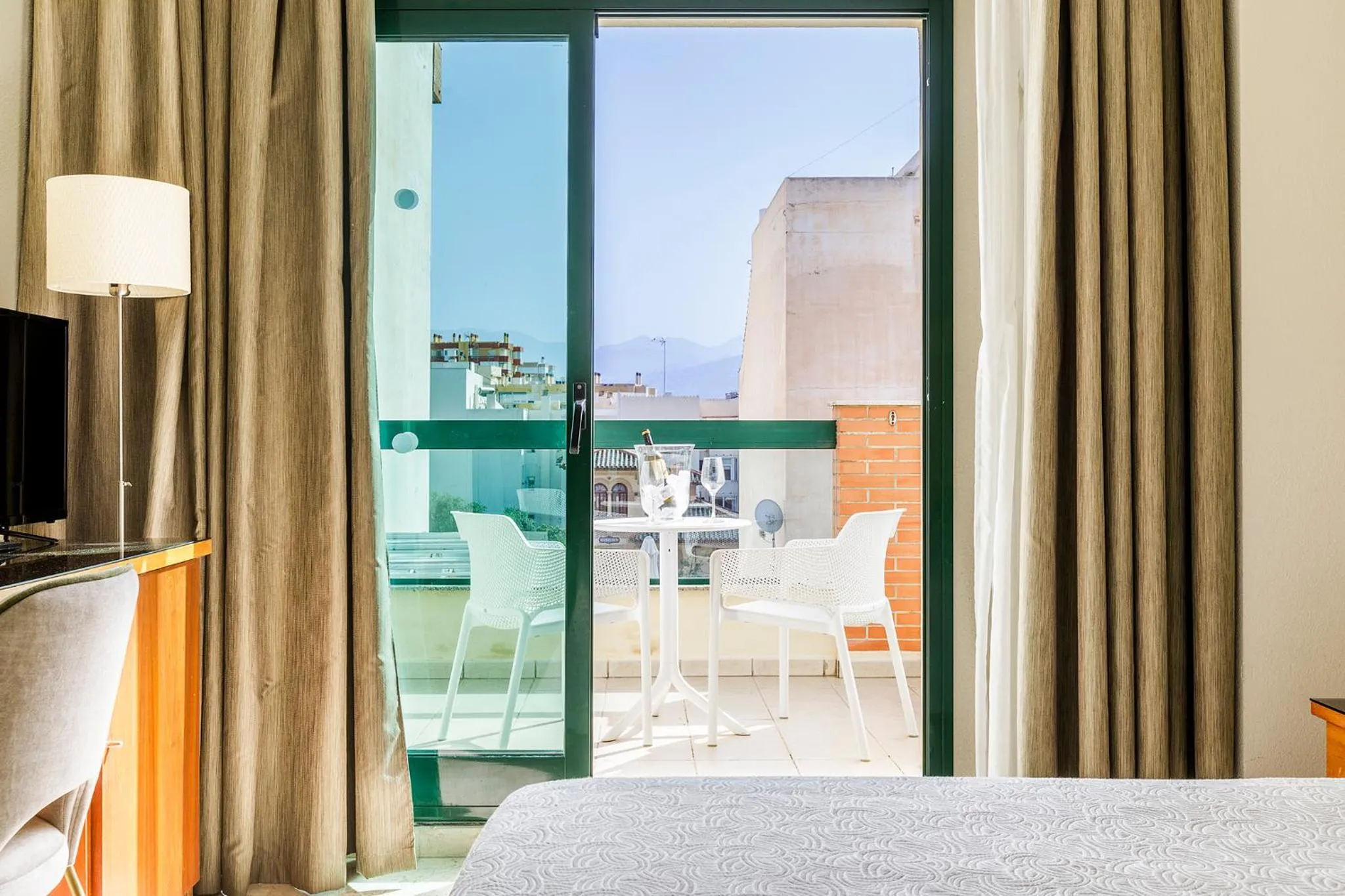 Bed in Hotel Torremar - Mares