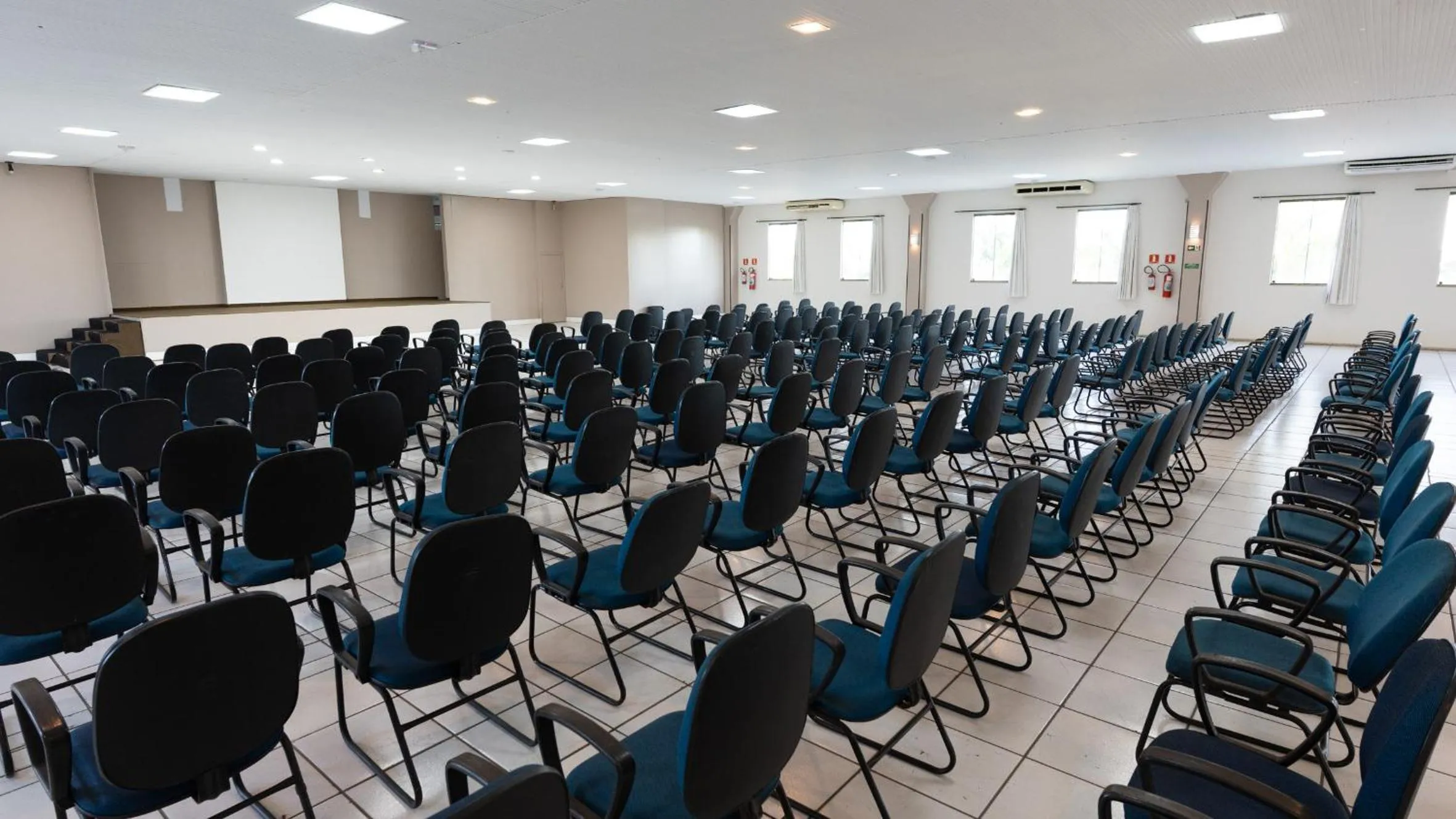 Business facilities in Hotel Dan Inn Franca & Convenções By Nacional Inn