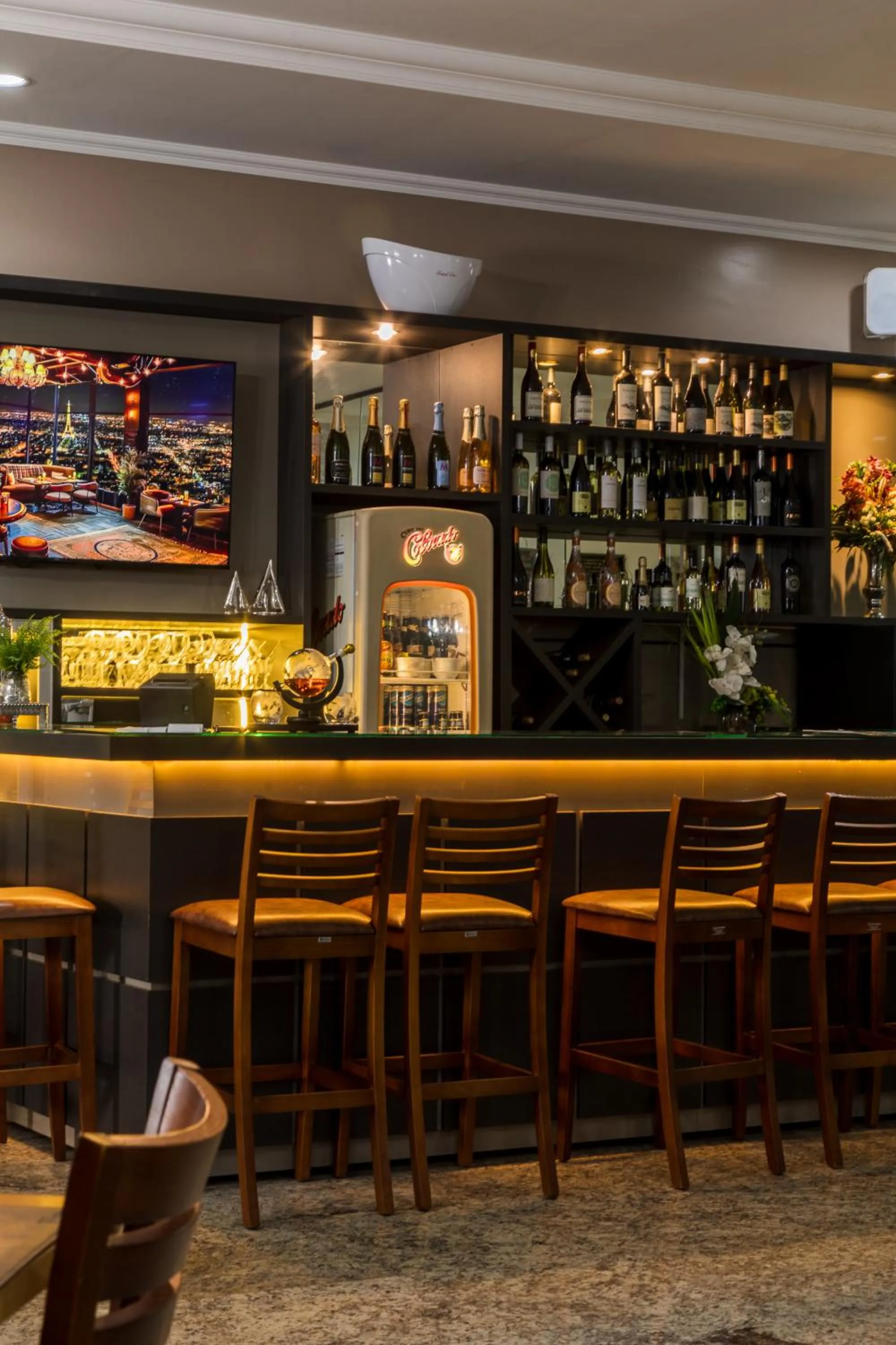 Lounge or bar in Hotel Dan Inn Franca & Convenções By Nacional Inn