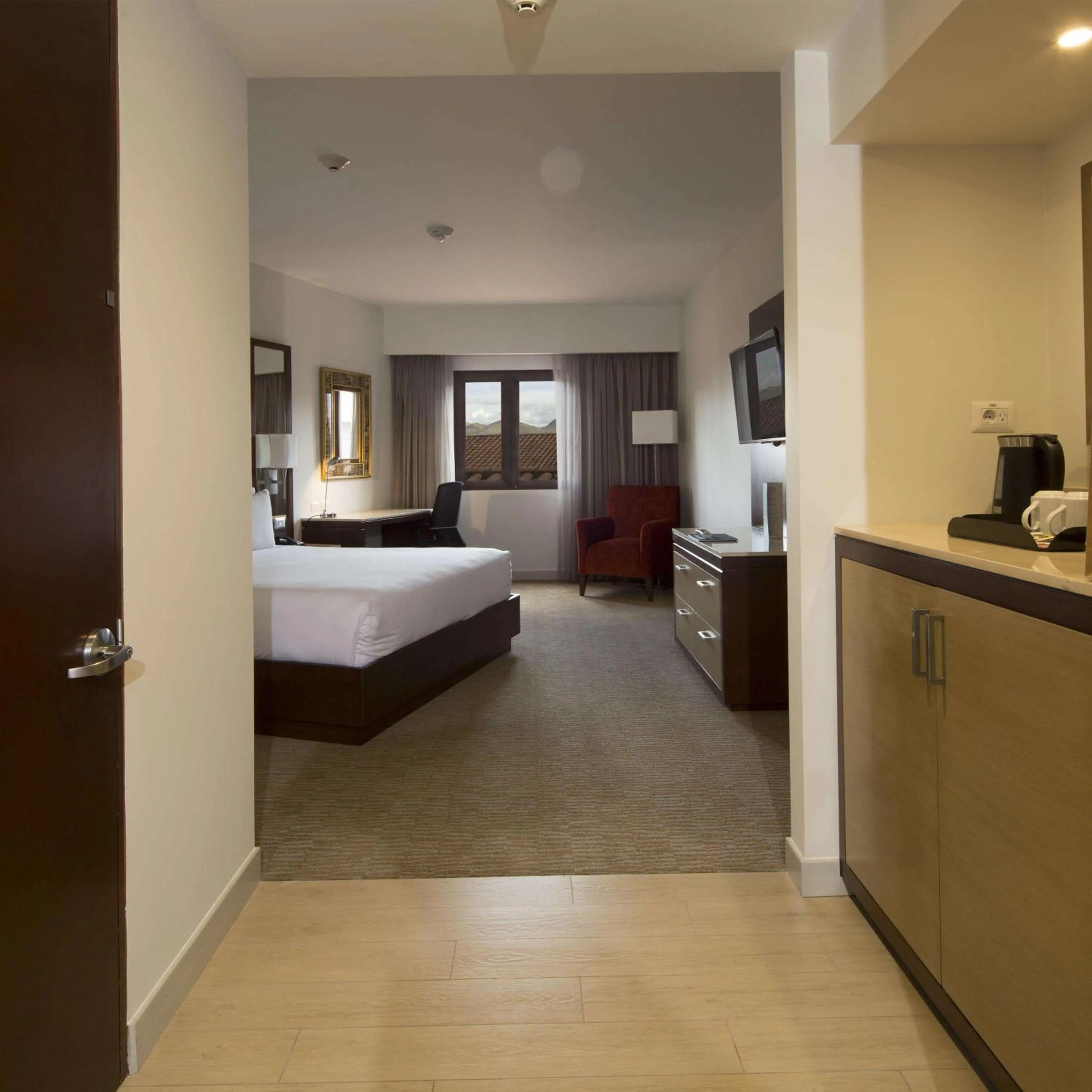 Bedroom, Bed in Hilton Garden Inn Cusco