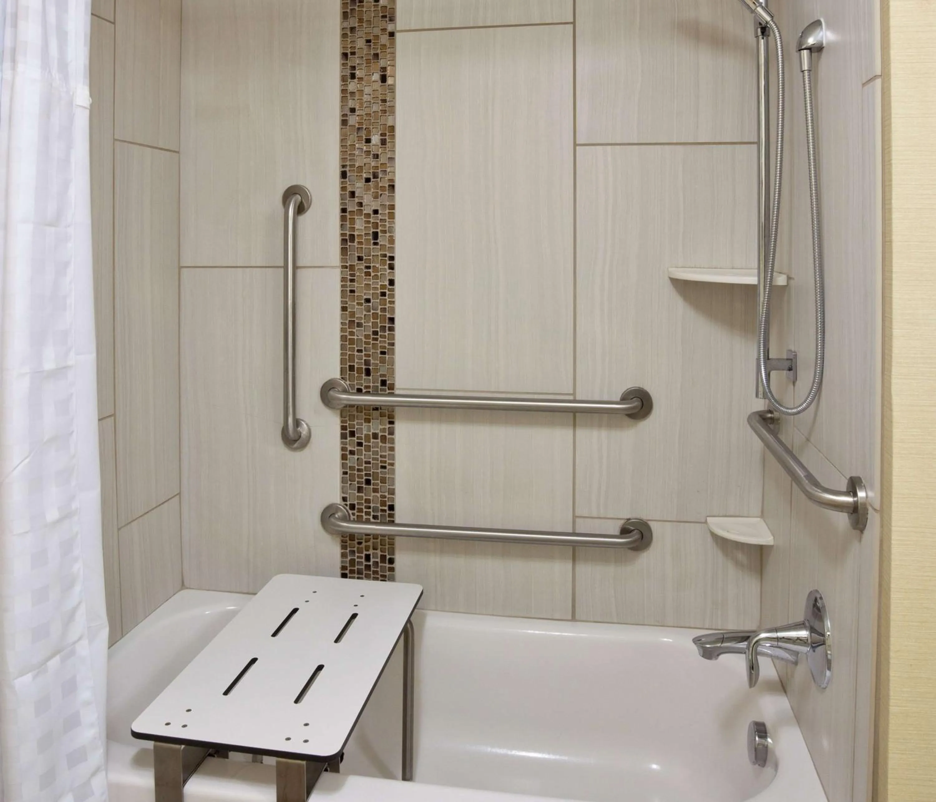 Bathroom in Homewood Suites Davenport