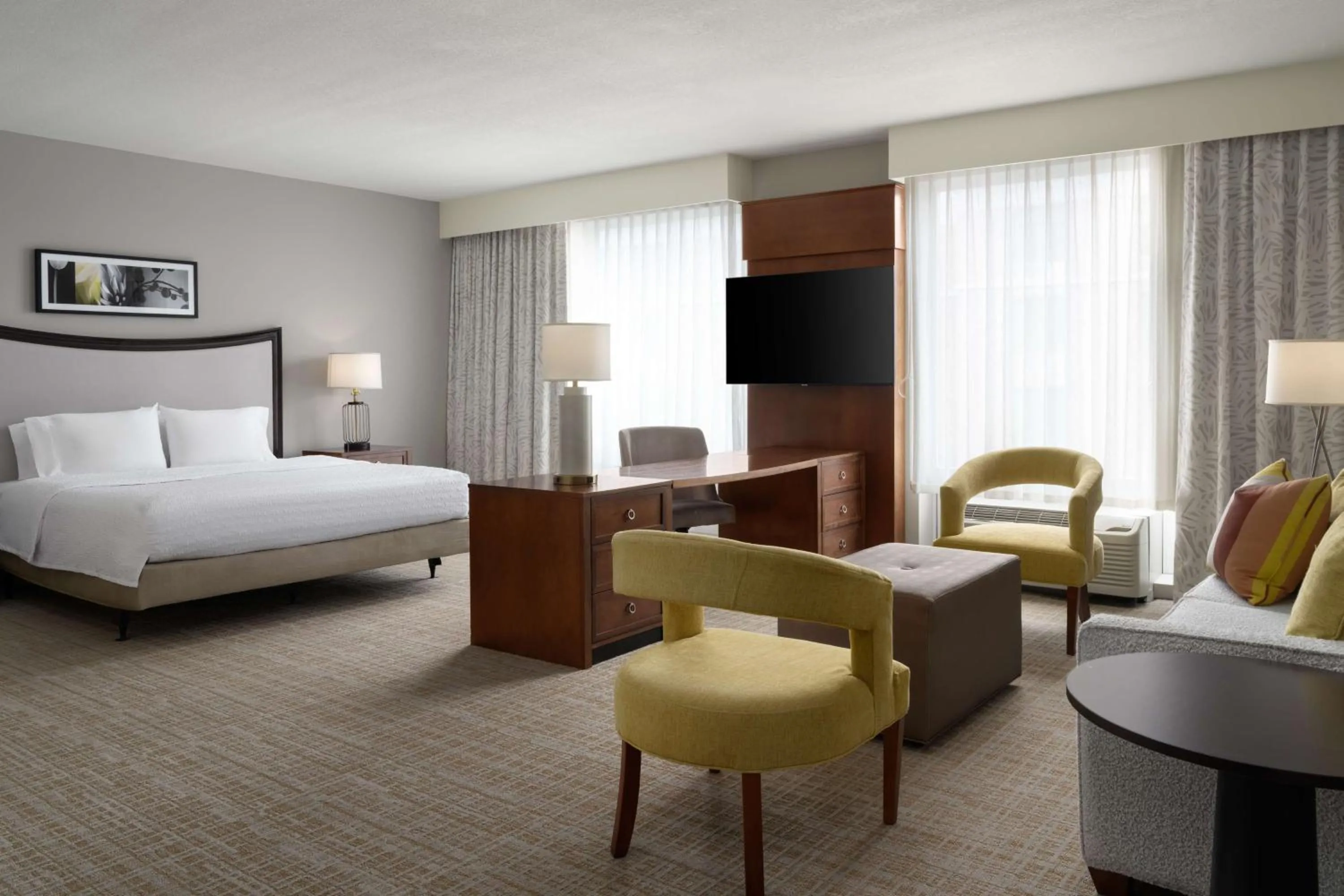 Bedroom, Bed in Hampton Inn & Suites Orlando/Downtown South - Medical Center