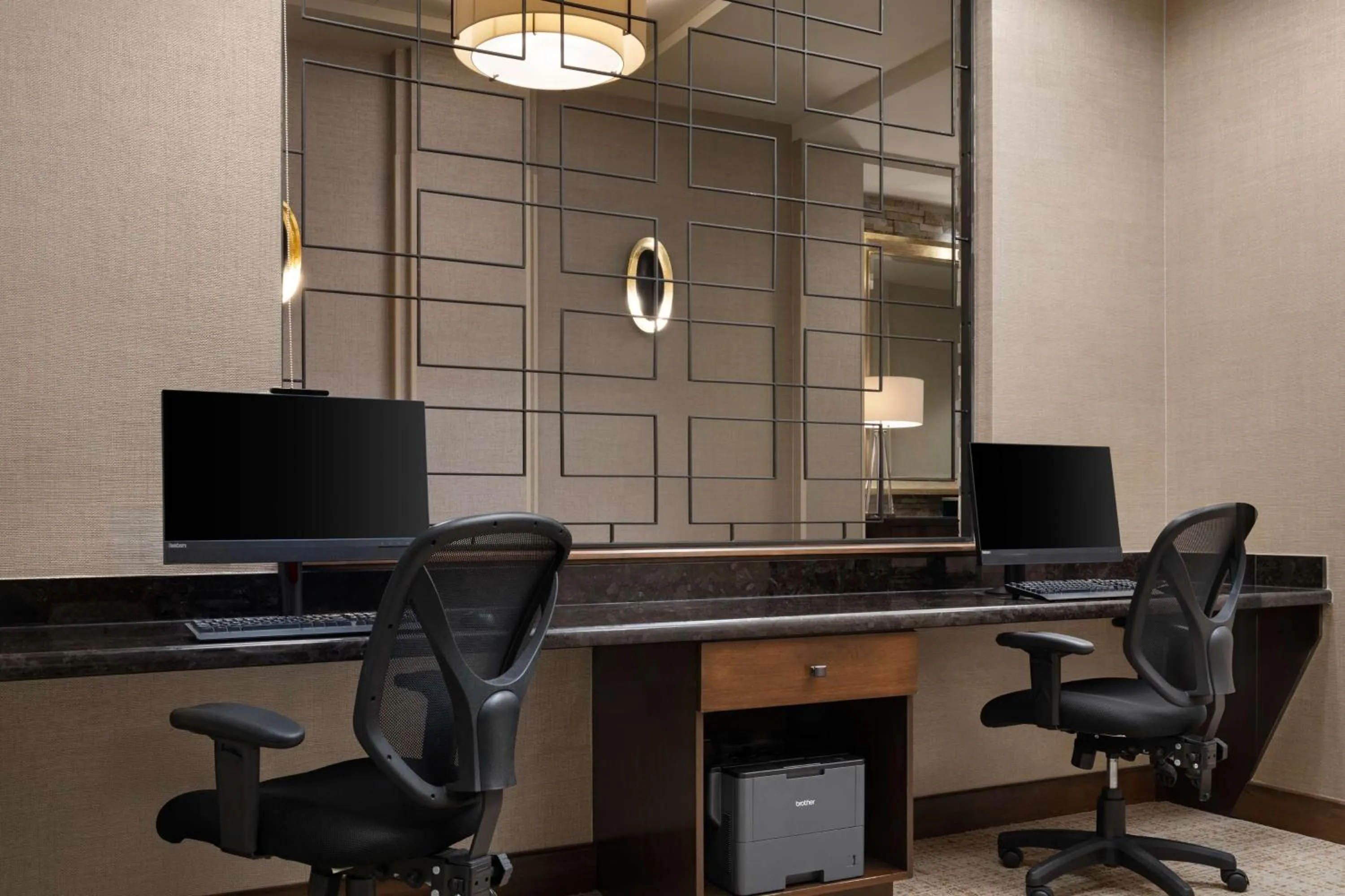 Business facilities in Hampton Inn & Suites Orlando/Downtown South - Medical Center