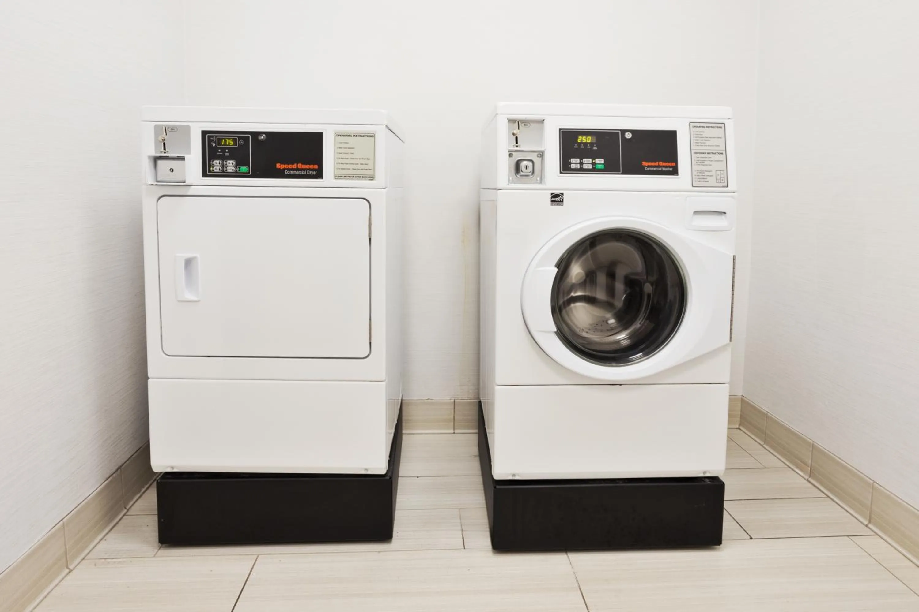 washing machine in Hilton Garden Inn Montgomery - EastChase