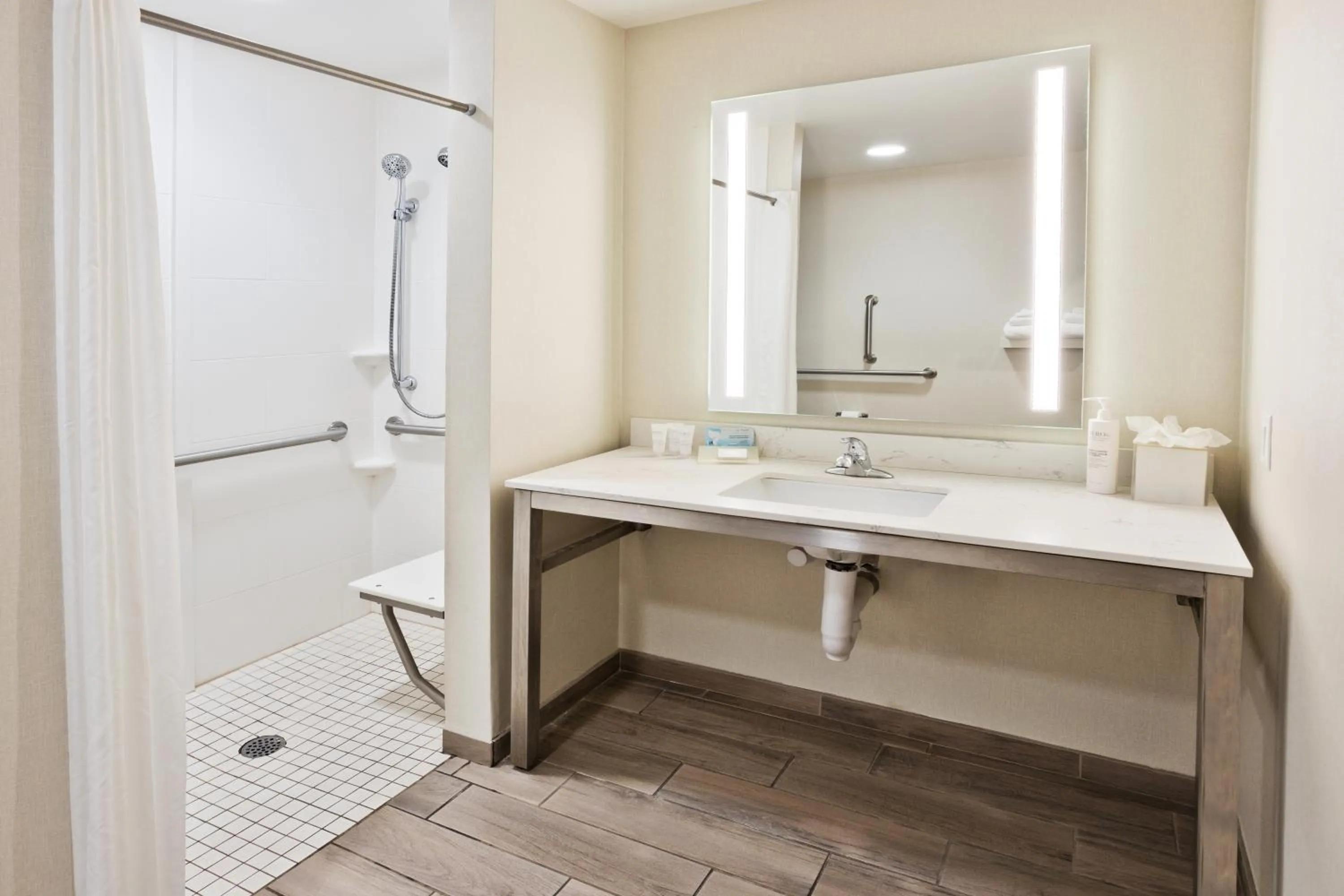 Shower in Hilton Garden Inn Montgomery - EastChase