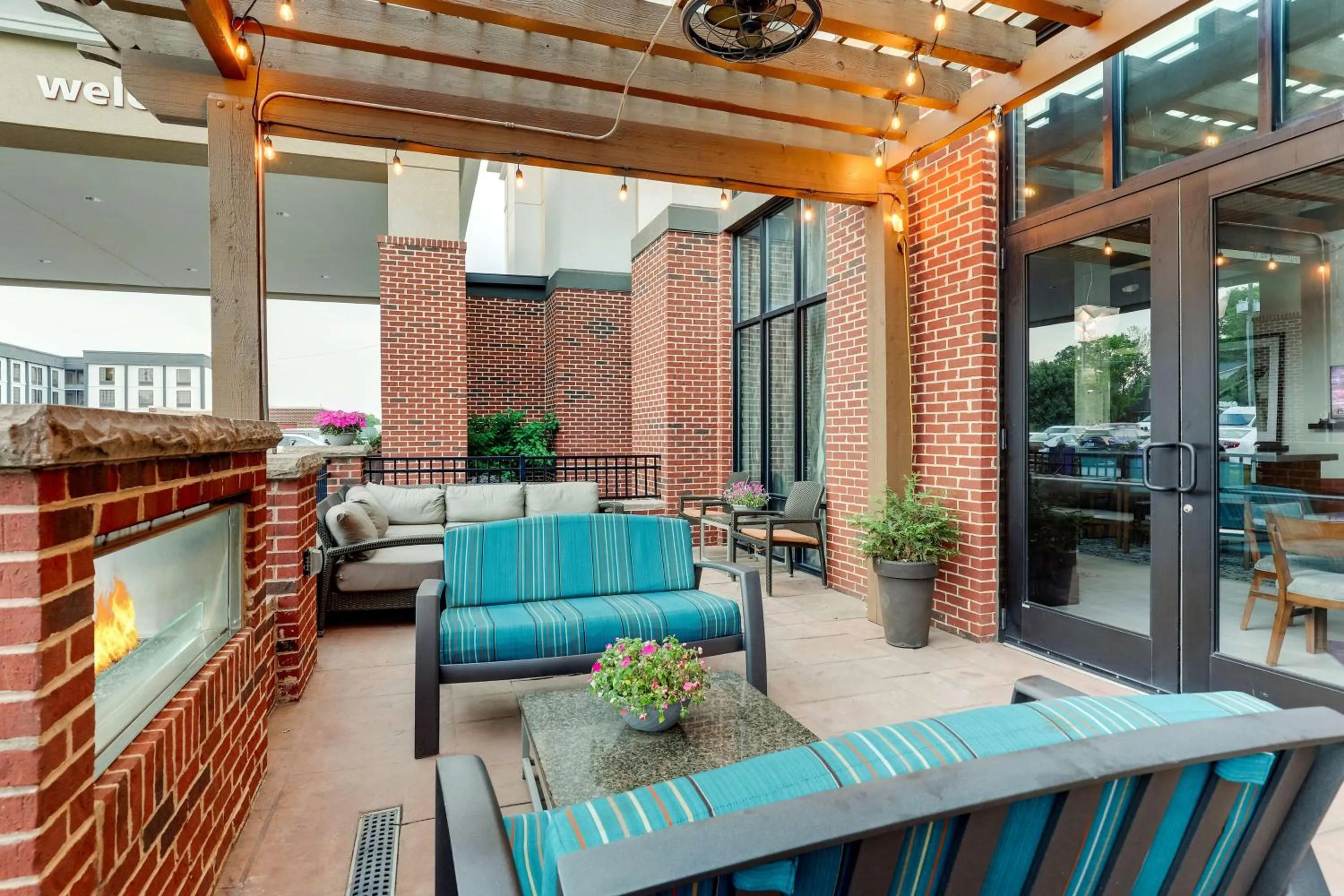 Patio in Hampton Inn and Suites Rome, GA