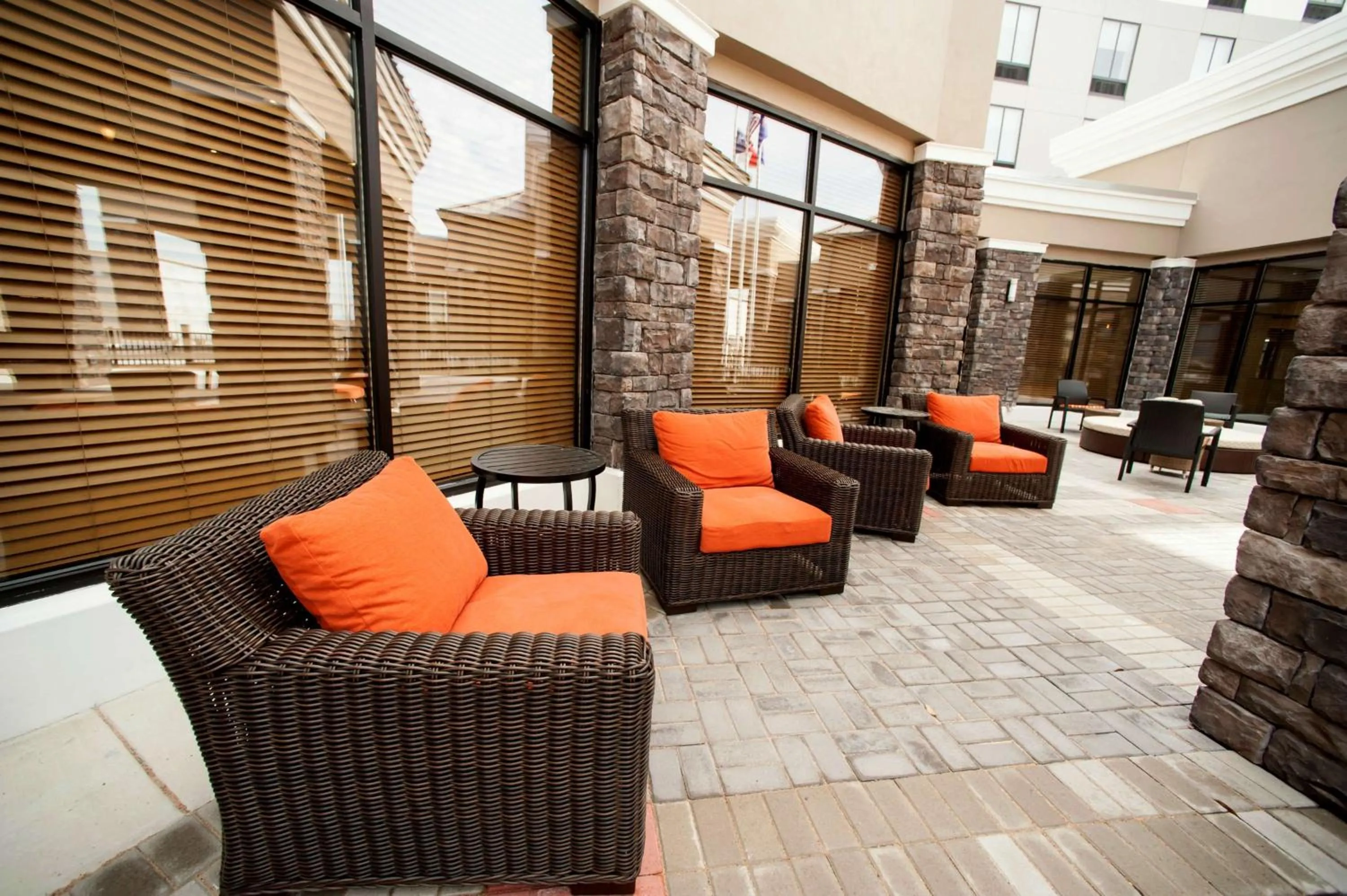 Patio in Hilton Garden Inn San Antonio-Live Oak Conference Center