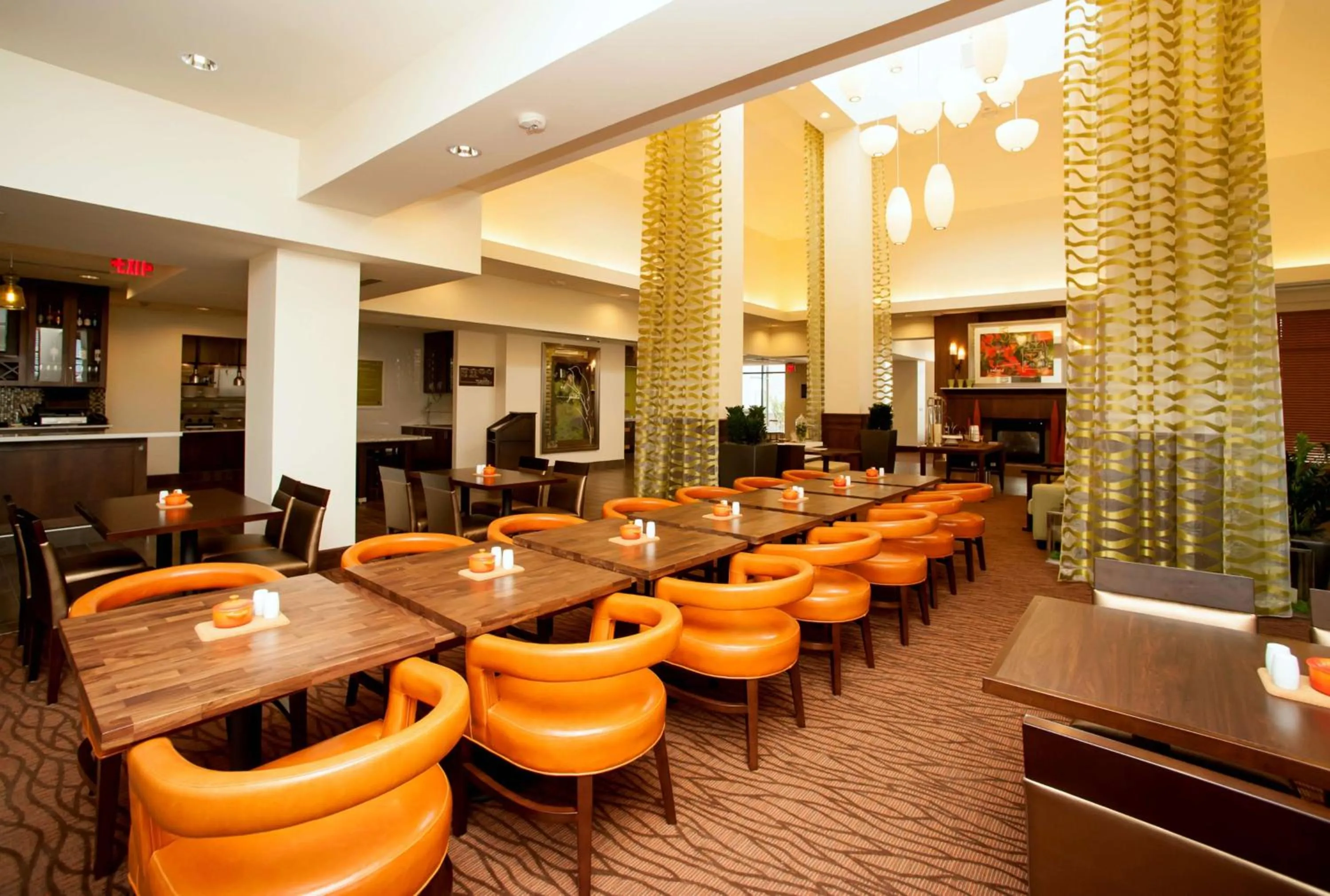 Restaurant/places to eat in Hilton Garden Inn San Antonio-Live Oak Conference Center