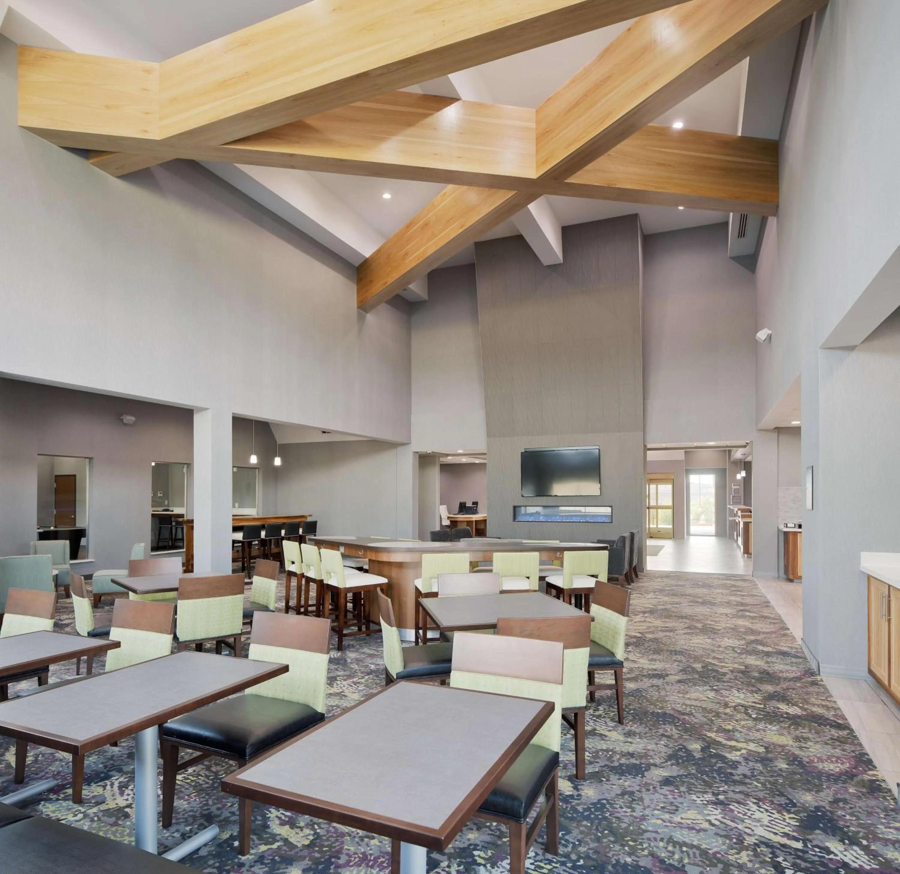 Lobby or reception in Homewood Suites By Hilton Topeka