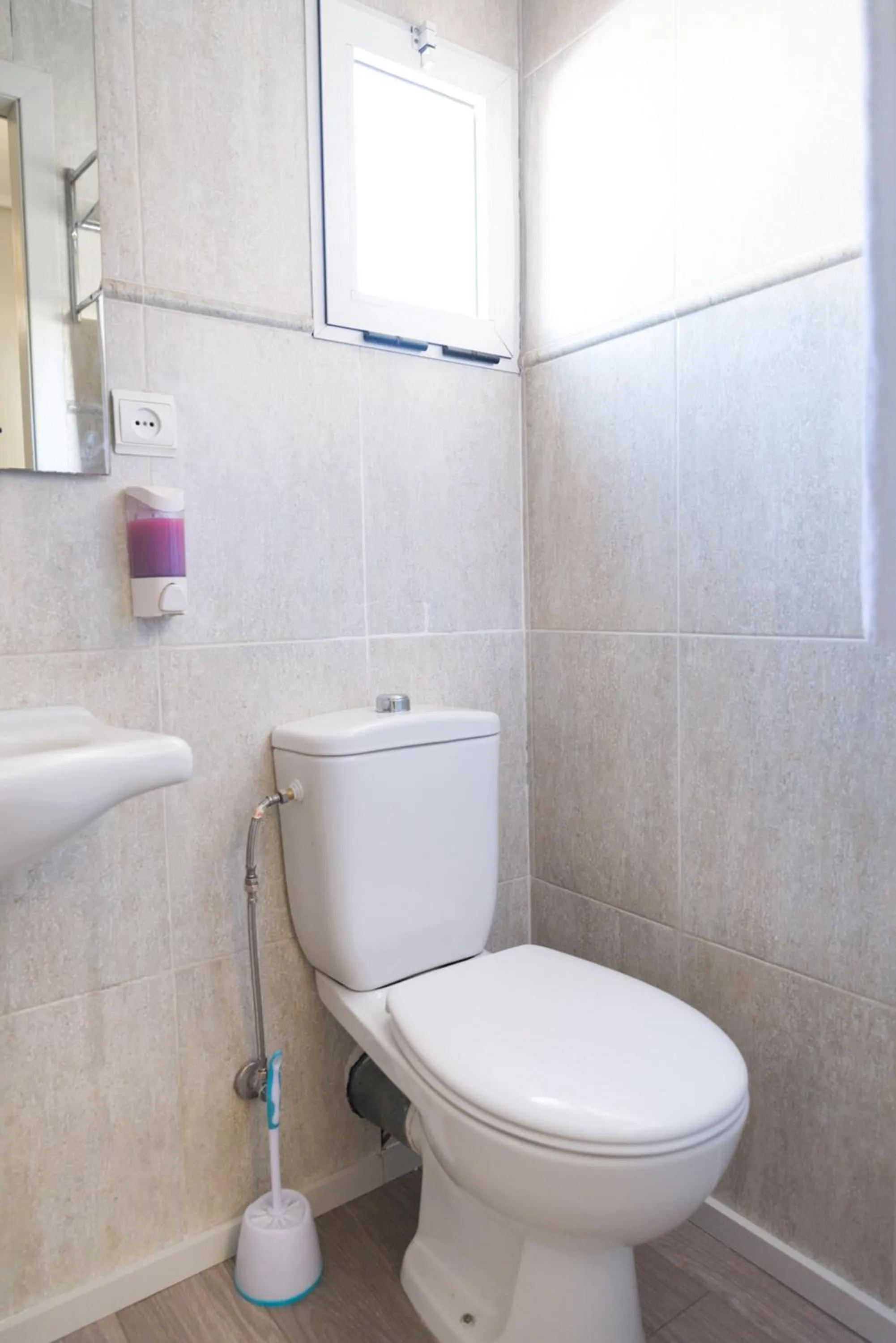 Bathroom in NWT Central Station Valencia