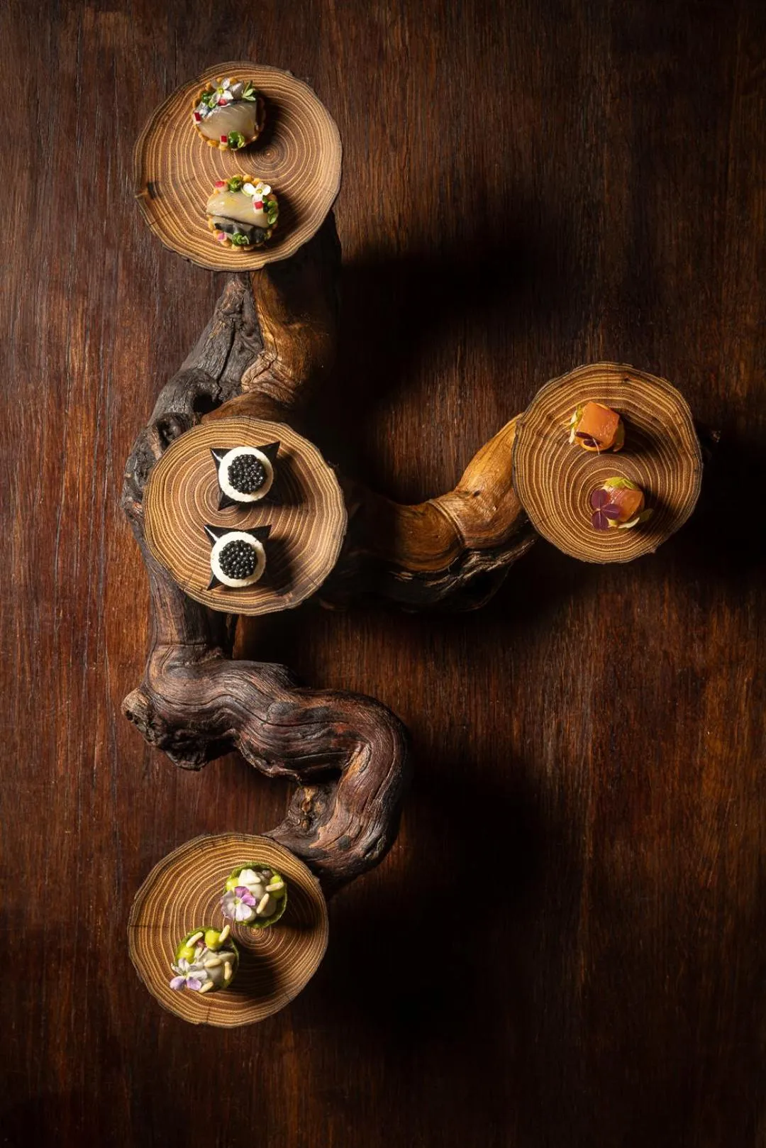 Restaurant/places to eat in Logis de la Cadène