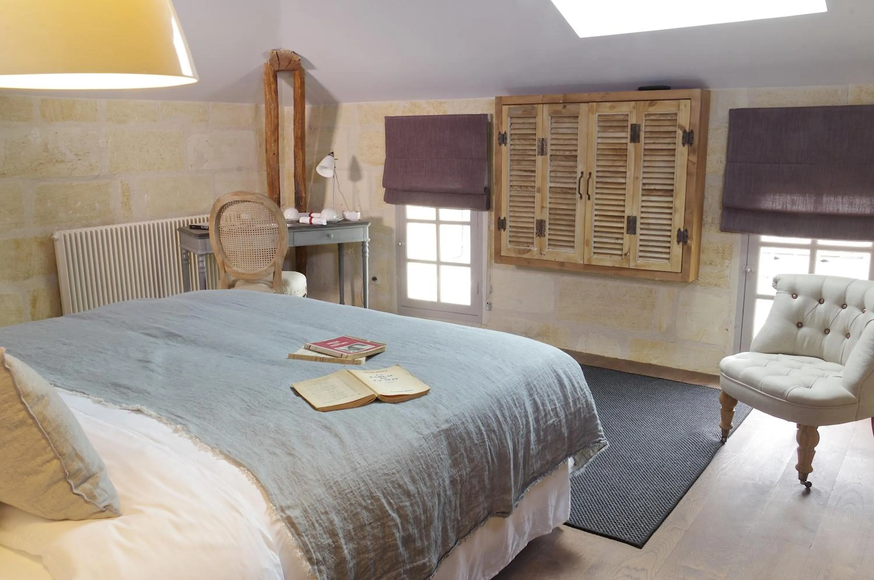 Bed in Logis de la Cadène