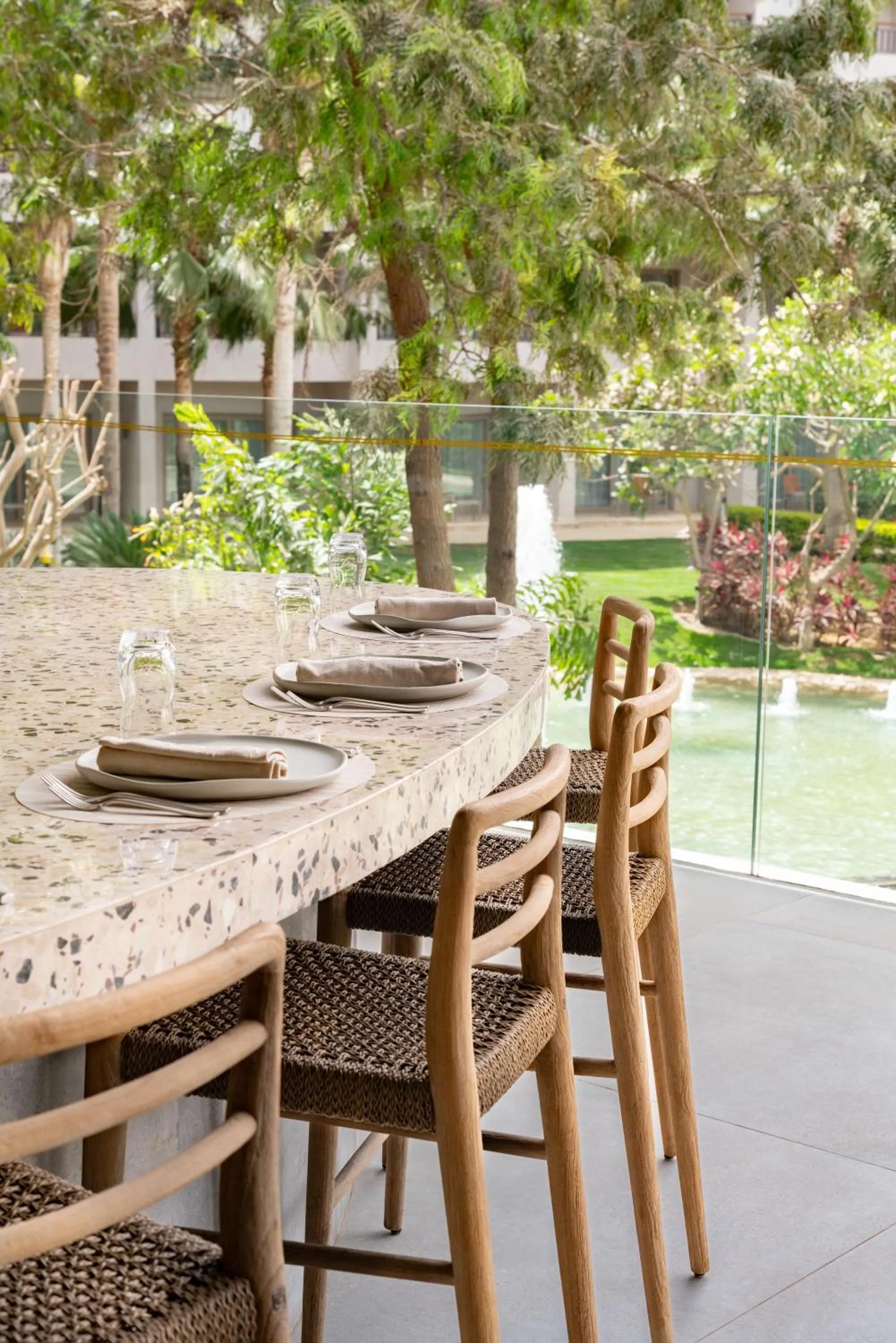 Restaurant/places to eat in Dusit Thani LakeView Cairo