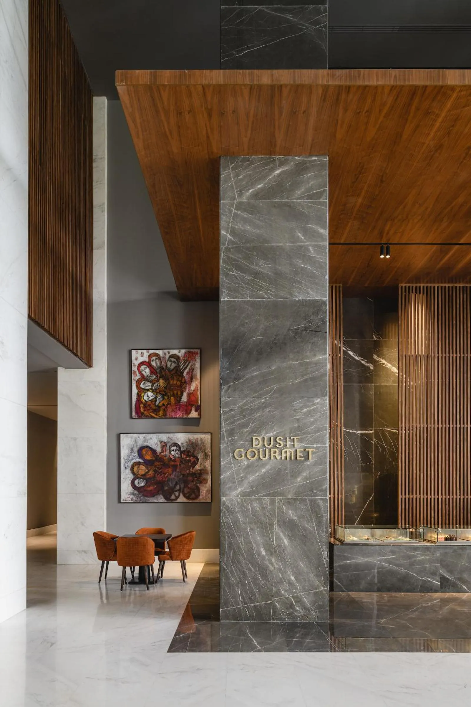 Restaurant/places to eat in Dusit Thani LakeView Cairo