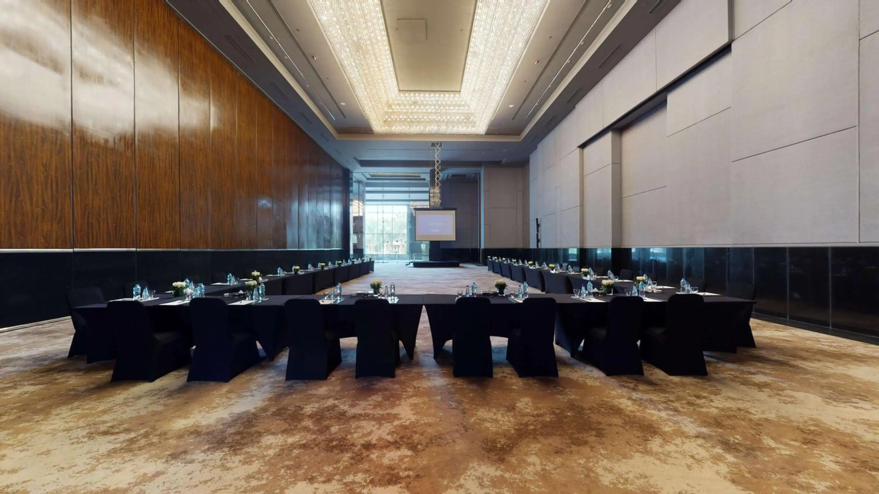 Banquet/Function facilities in Dusit Thani LakeView Cairo