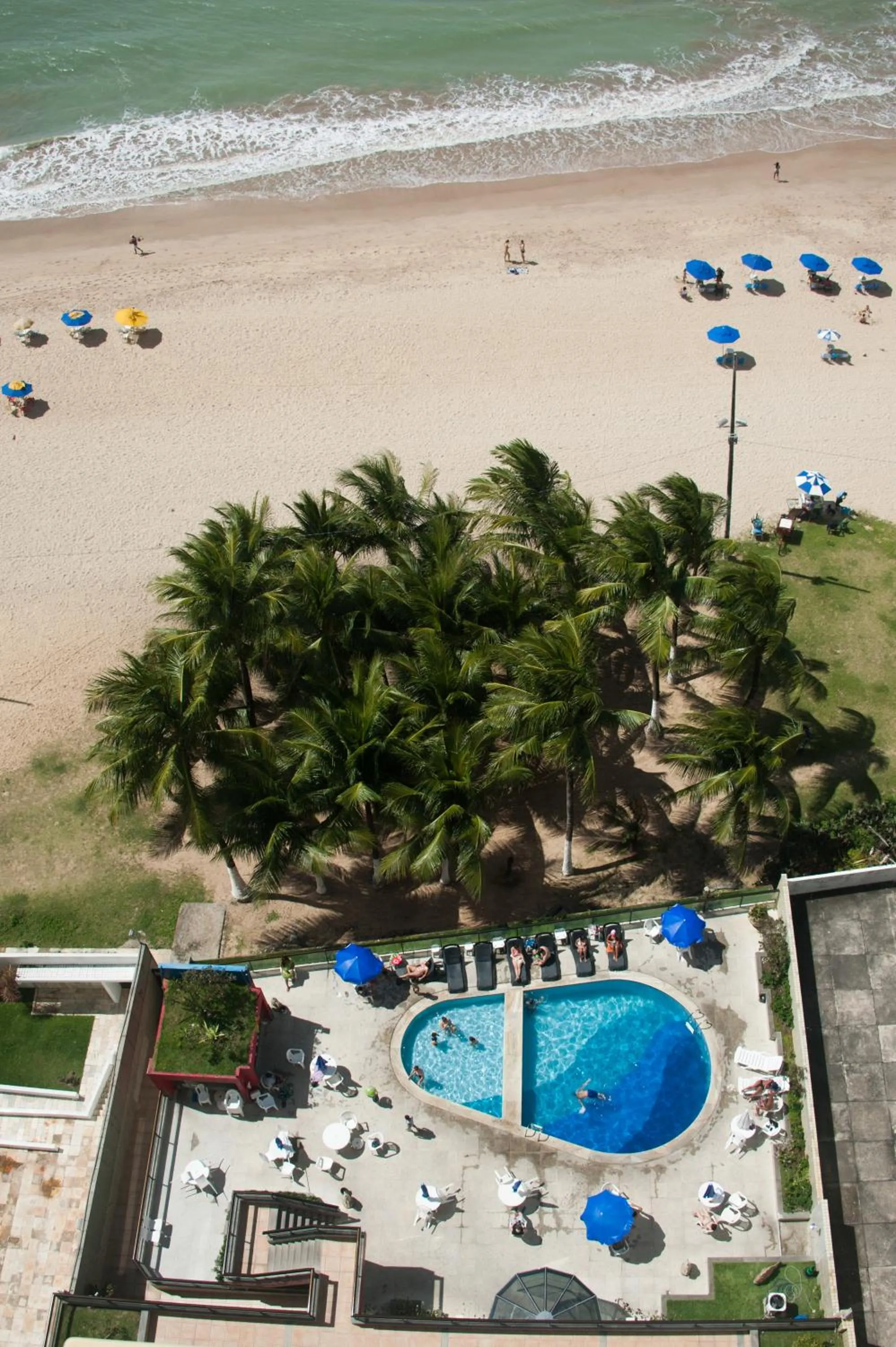Swimming pool in Hotel Dan Inn Mar Piedade - Grande Recife By Nacional Inn