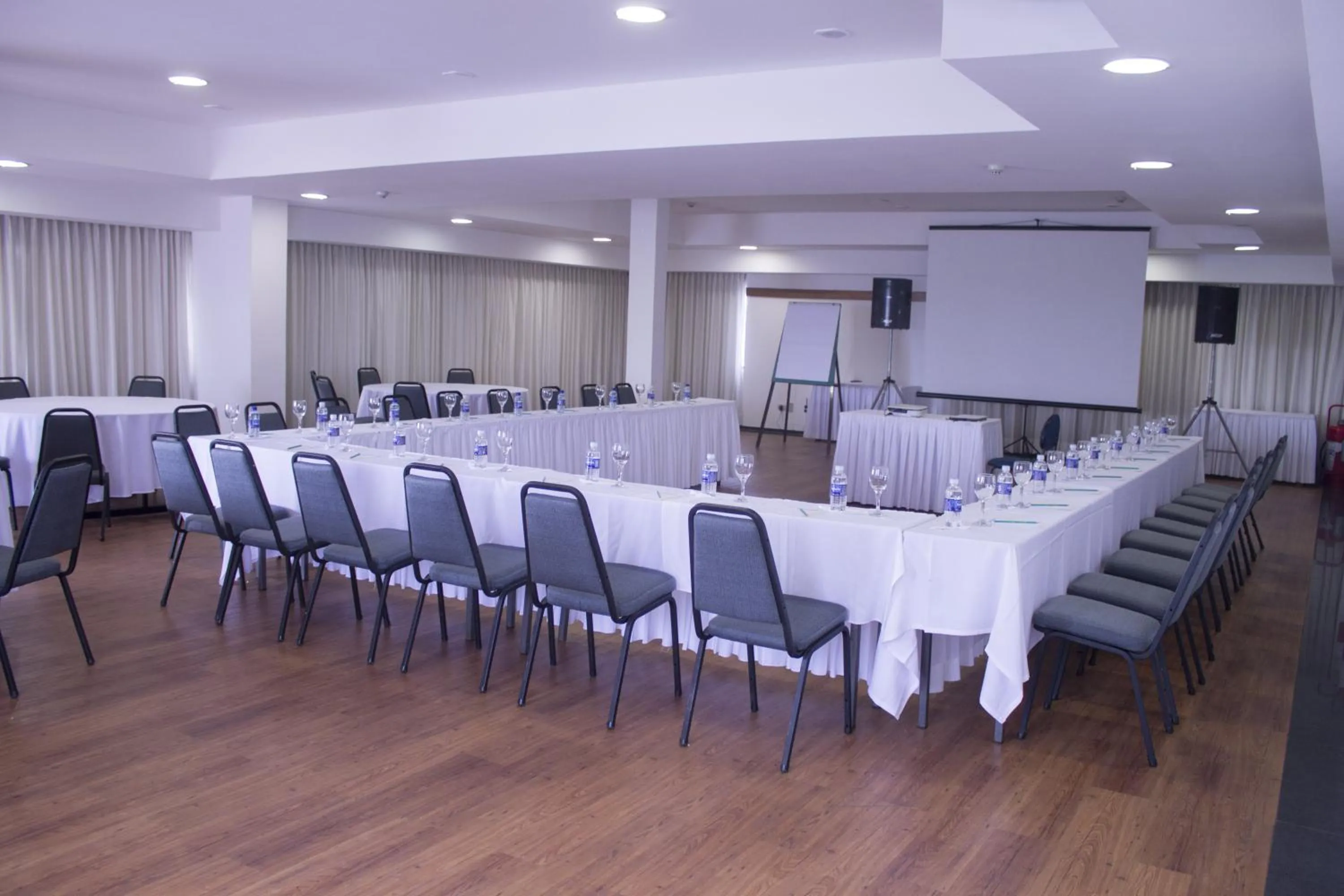 Business facilities in Hotel Dan Inn Mar Piedade - Grande Recife By Nacional Inn