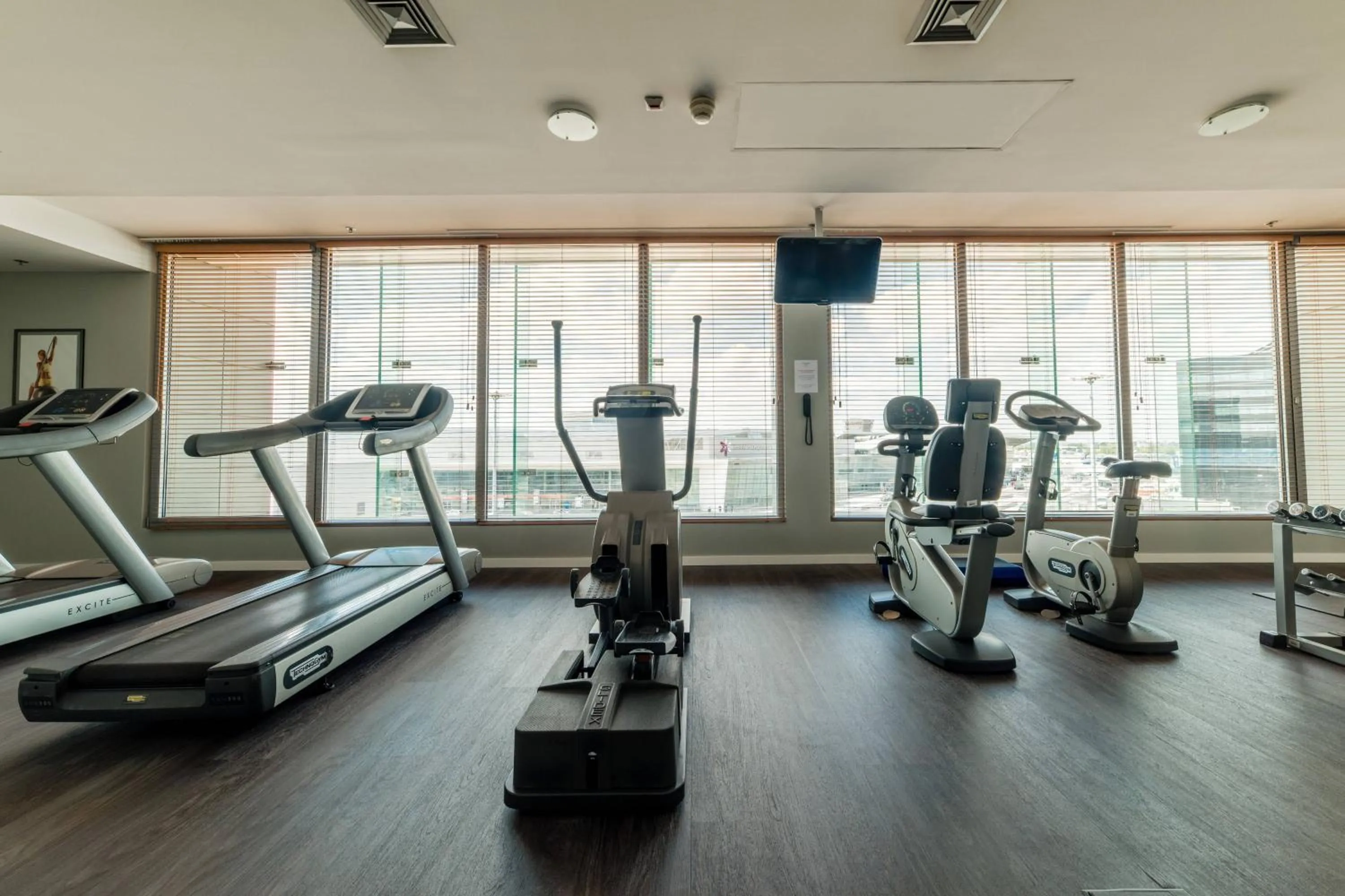 Fitness centre/facilities in Courtyard by Marriott Warsaw Airport