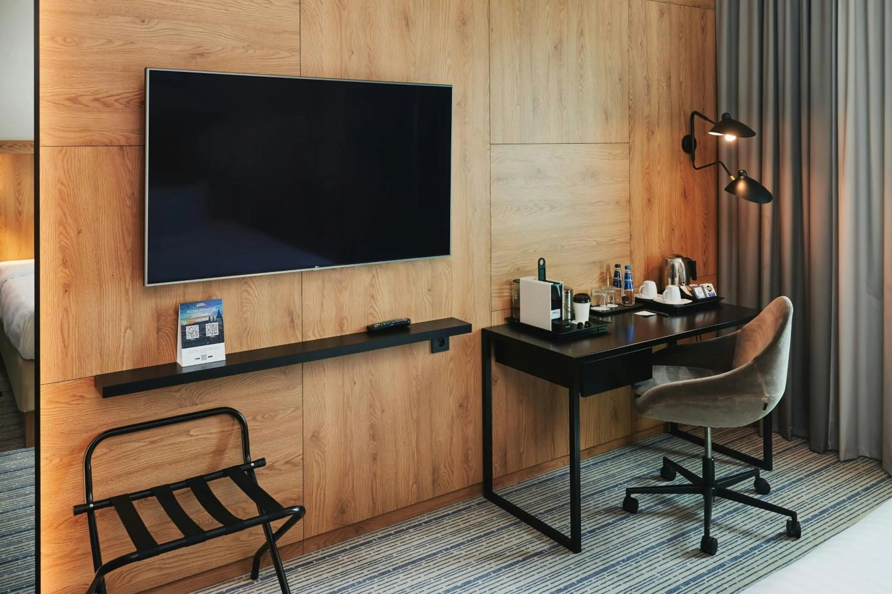 Photo of the whole room in Courtyard by Marriott Warsaw Airport