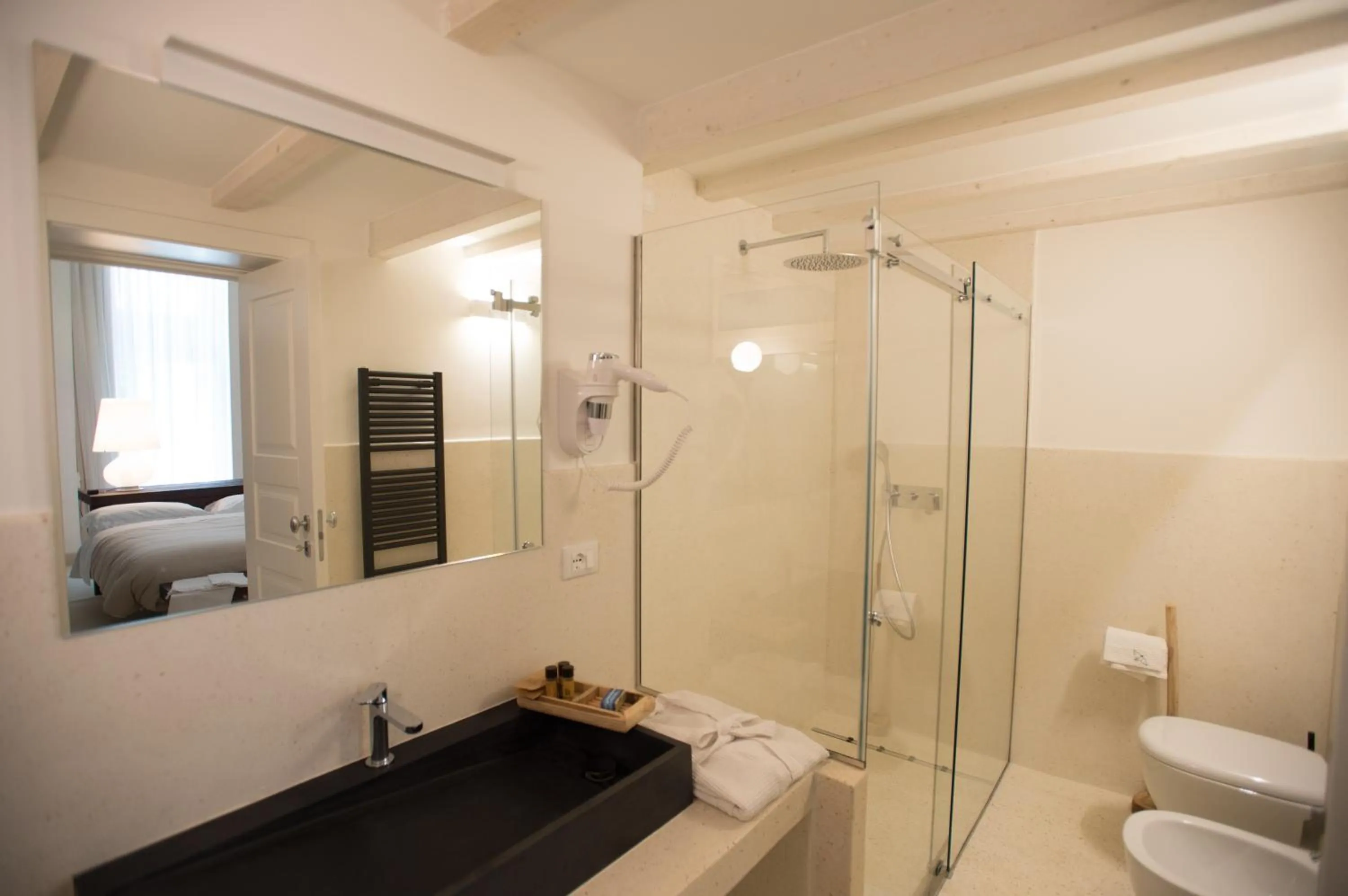 Toilet in Corte Campanile Boutique B&B