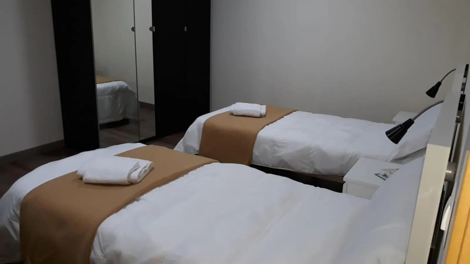 Photo of the whole room, Bed in Europa House Village