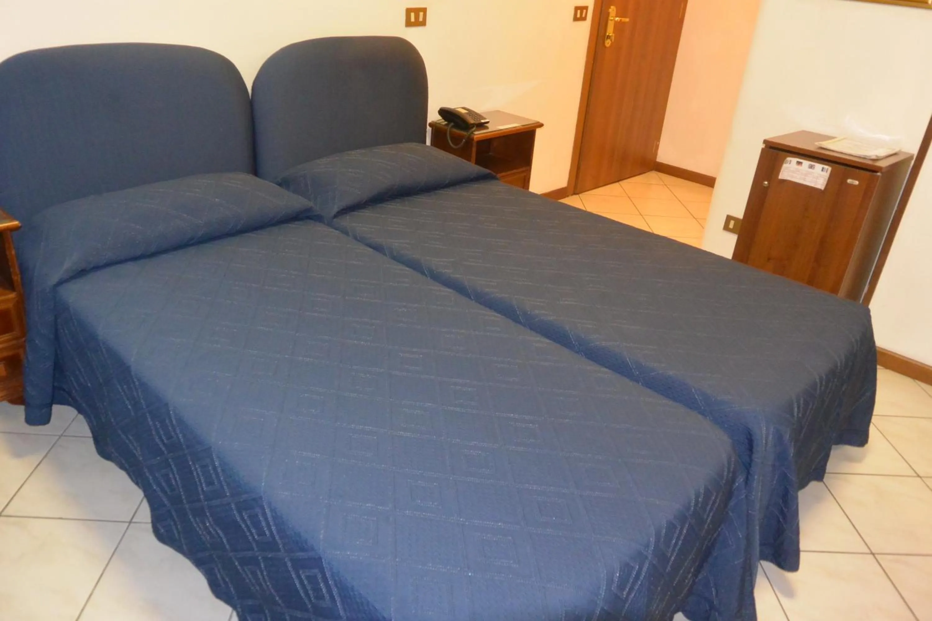 Bed in Hotel Italia City Center