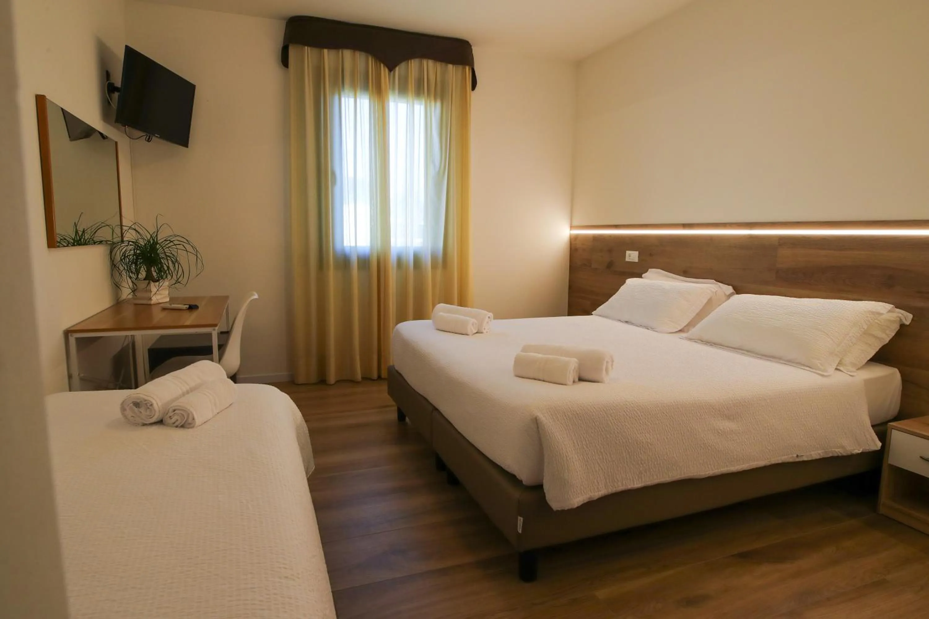 Bedroom, Bed in Hotel Al Posta