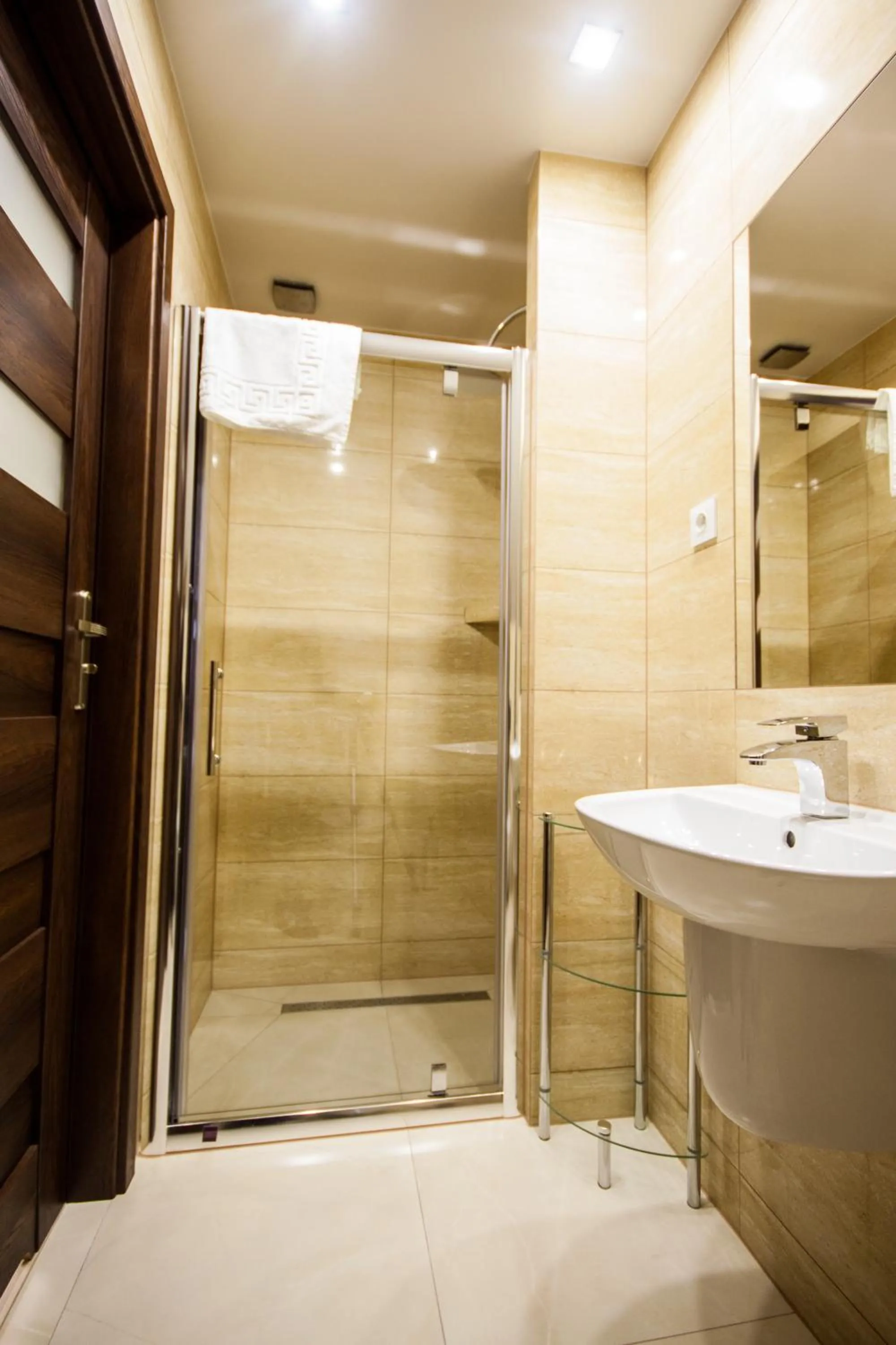 Bathroom in Willa Amaretto