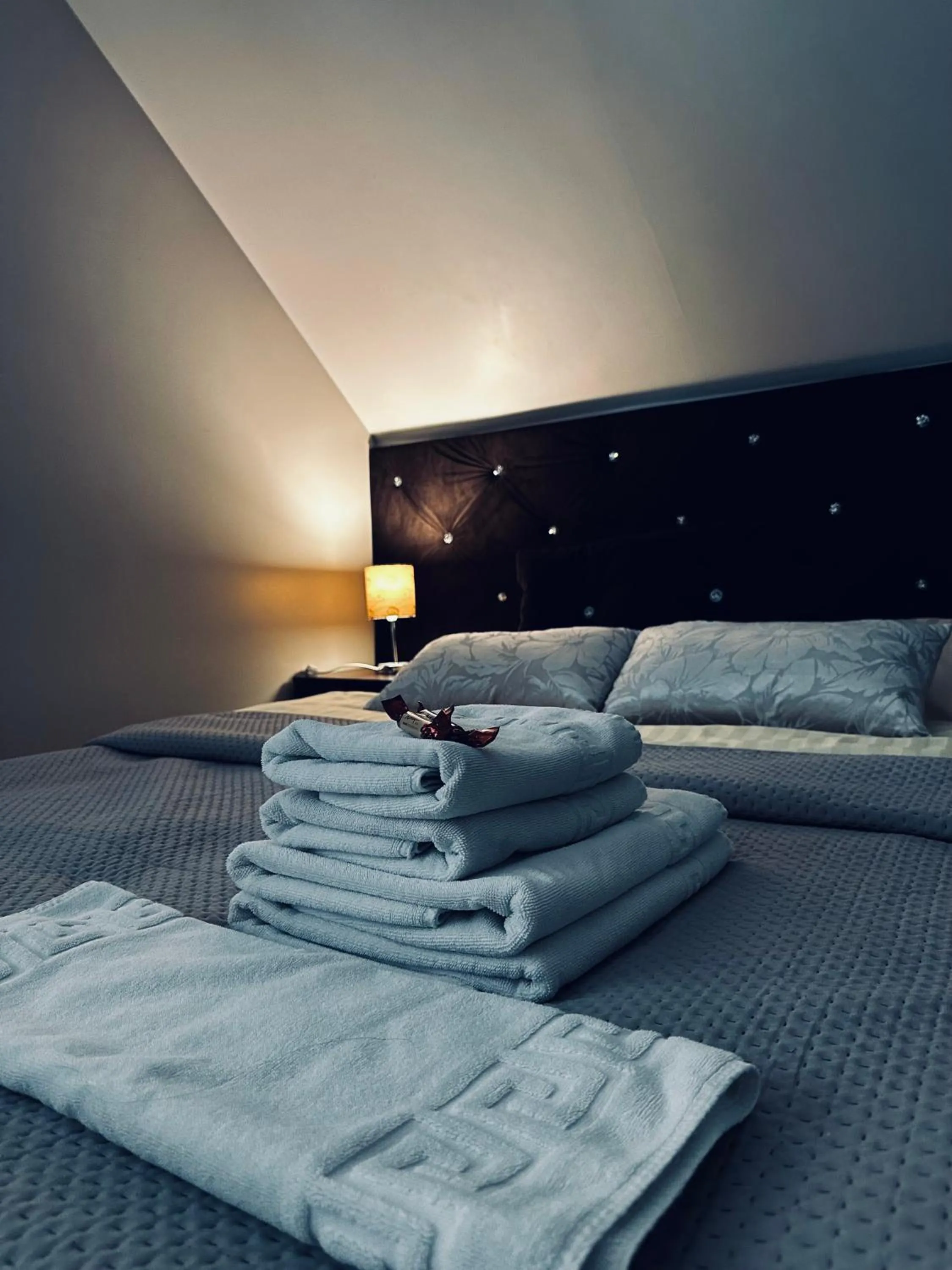 Bed in Willa Amaretto