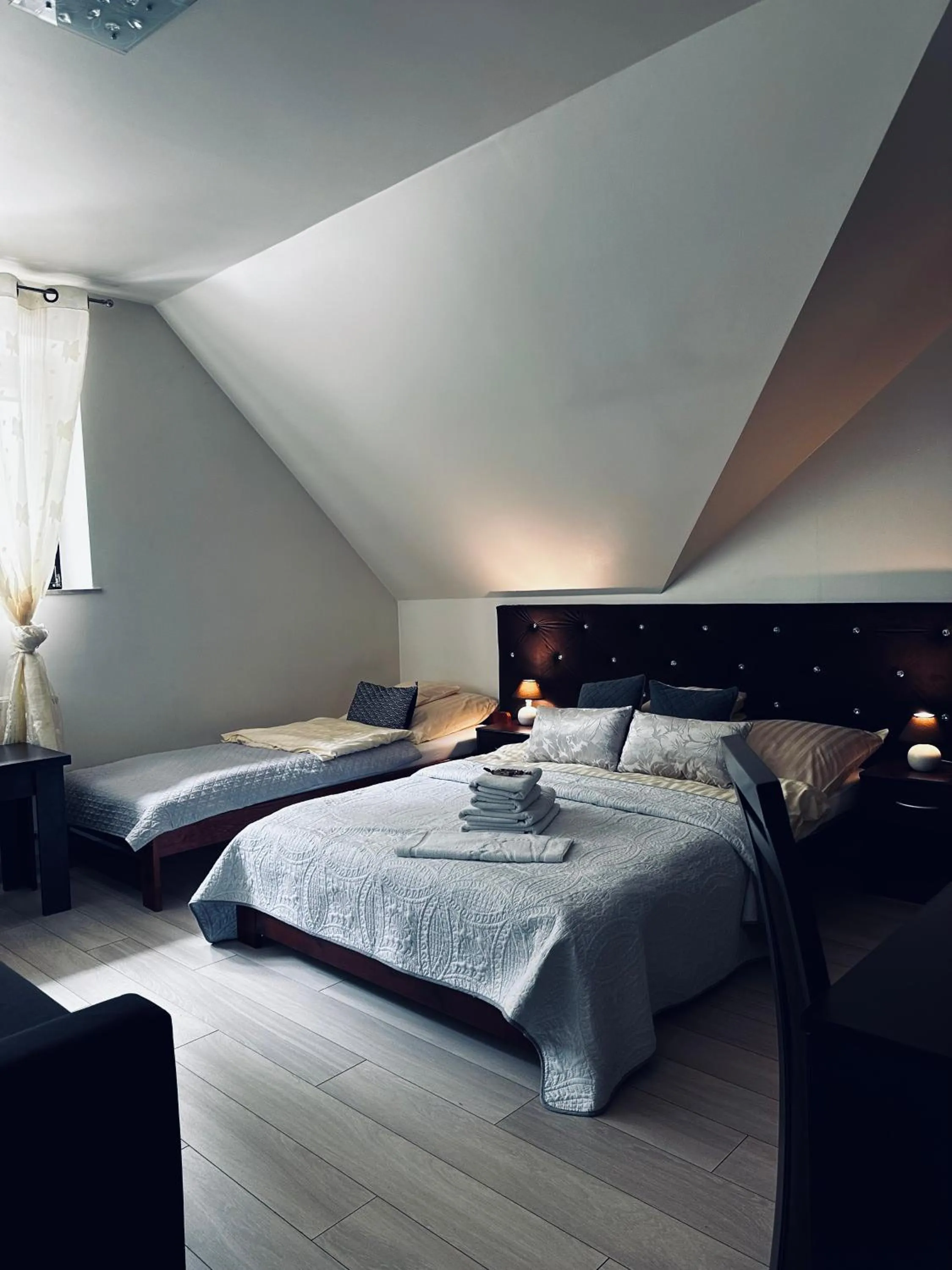 Bed in Willa Amaretto