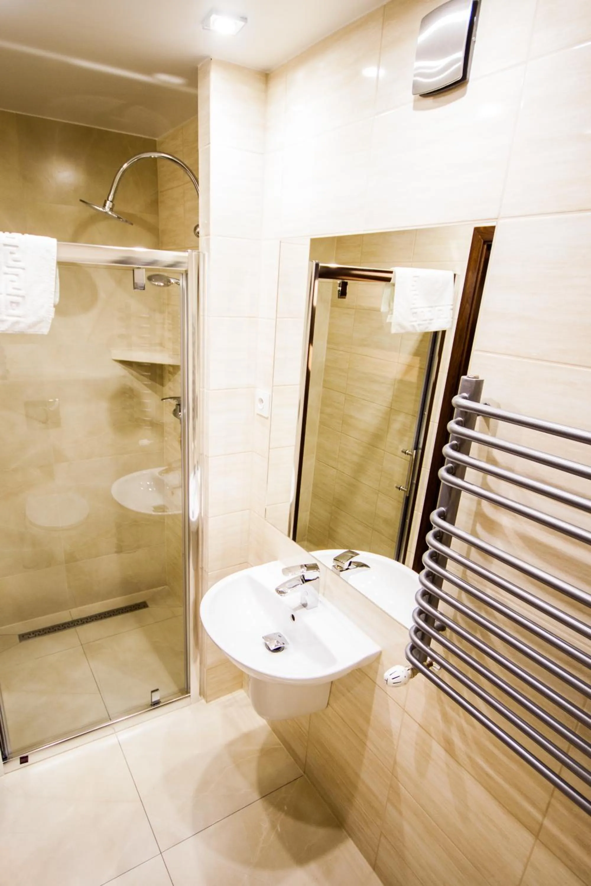 Bathroom in Willa Amaretto