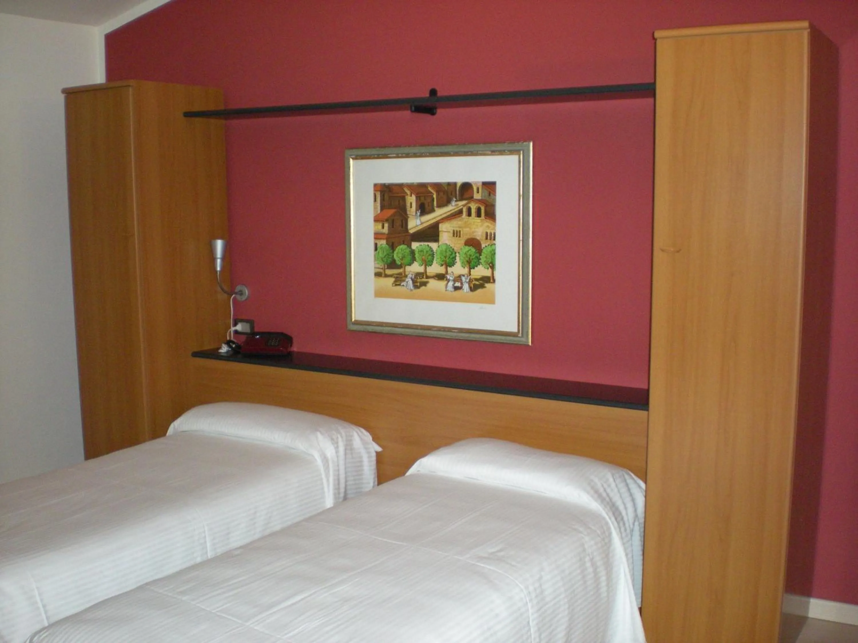 Bed in Aer Hotel Malpensa