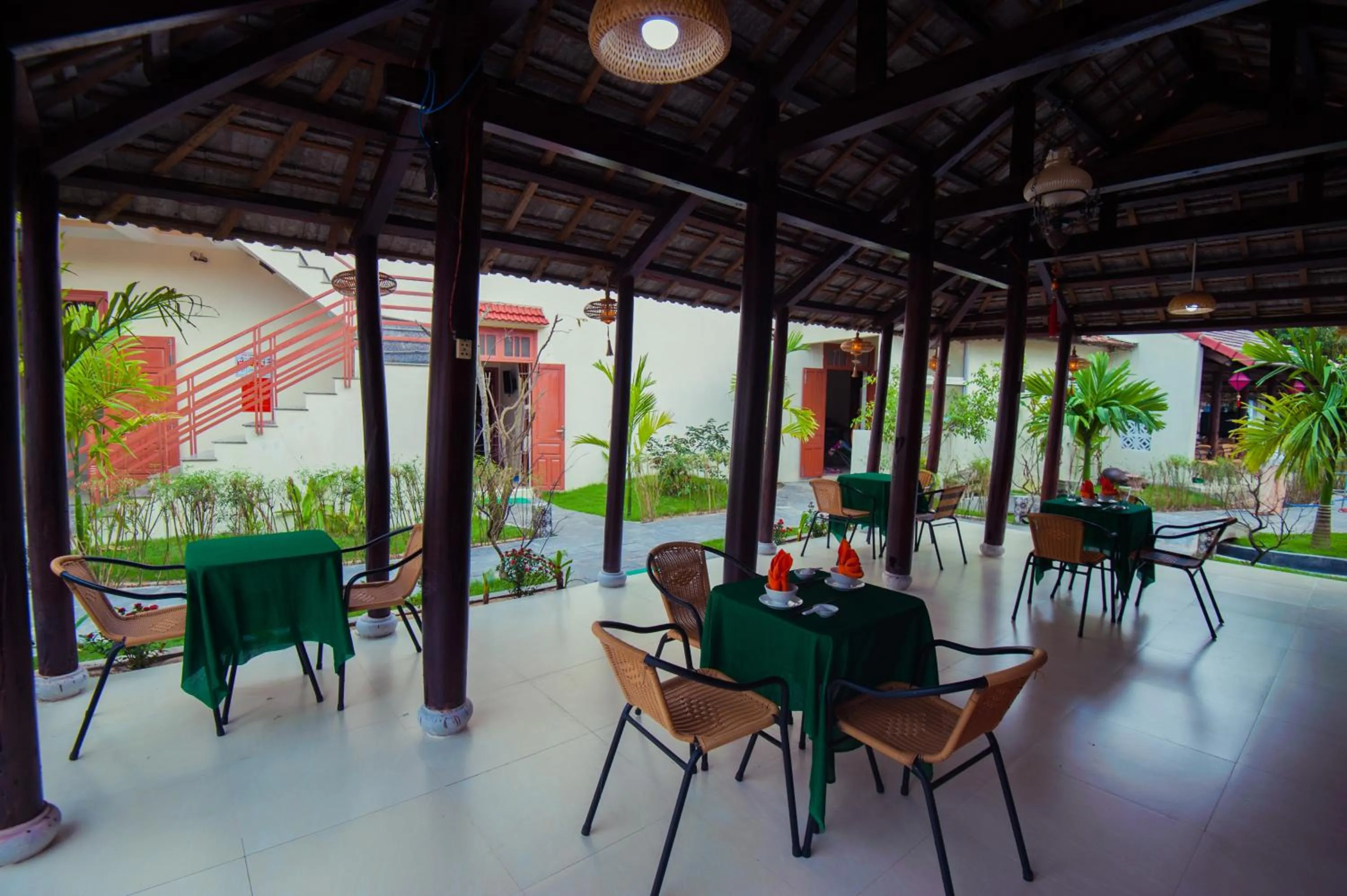 Restaurant/places to eat in Herbal Tea Homestay