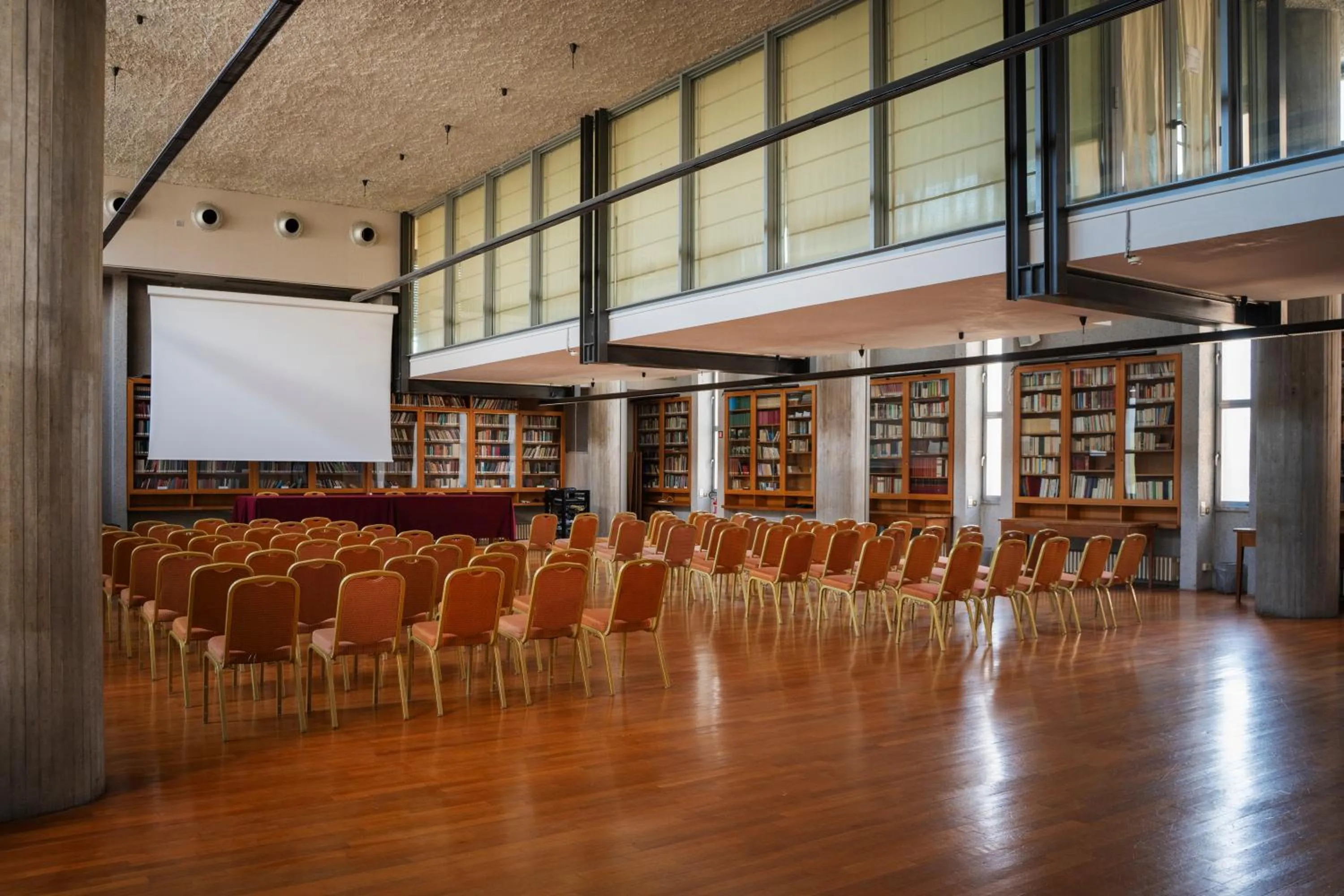 Business facilities in Hotel Villa Maria Regina