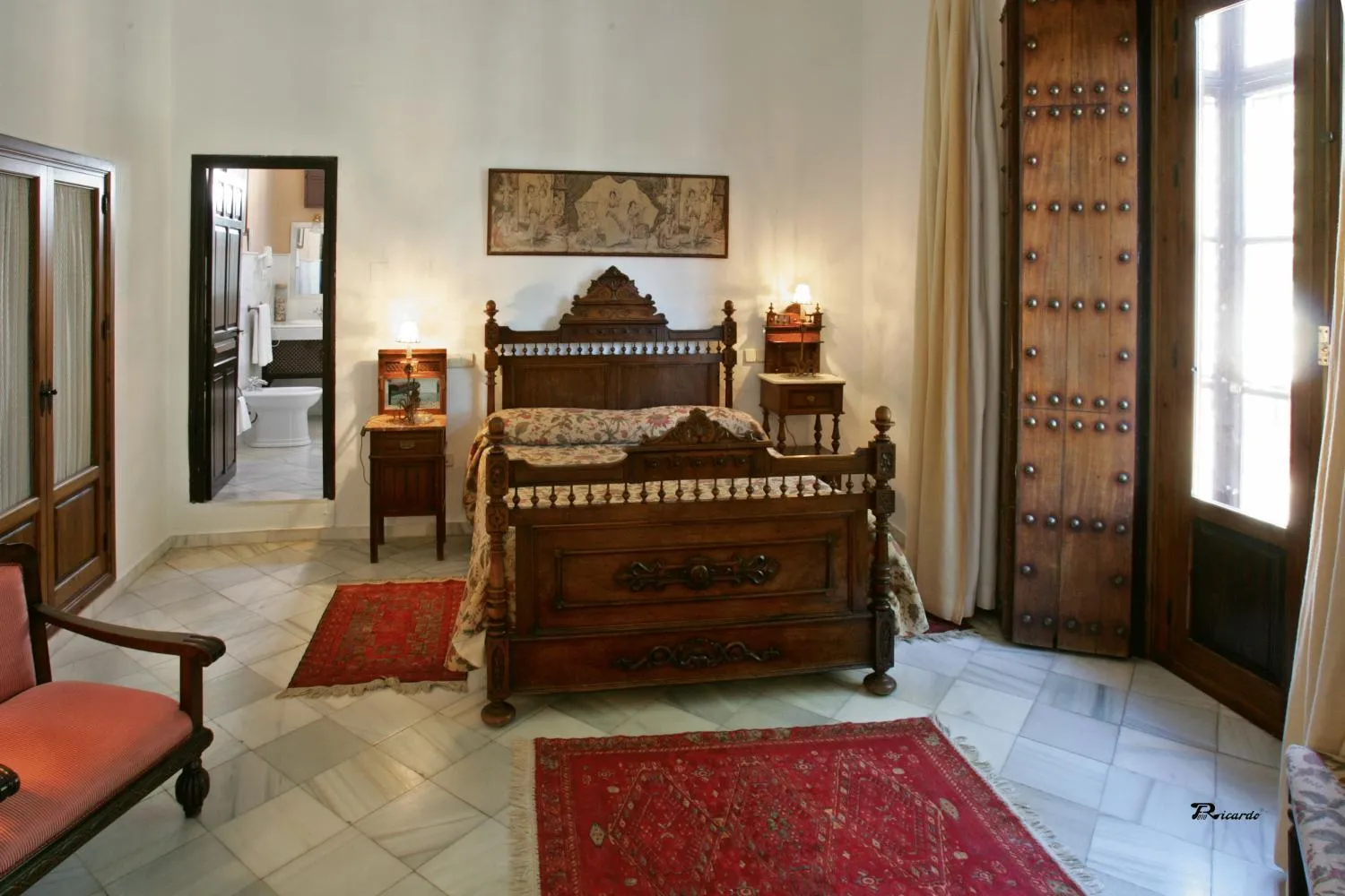 Photo of the whole room, Bed in Posada de Palacio