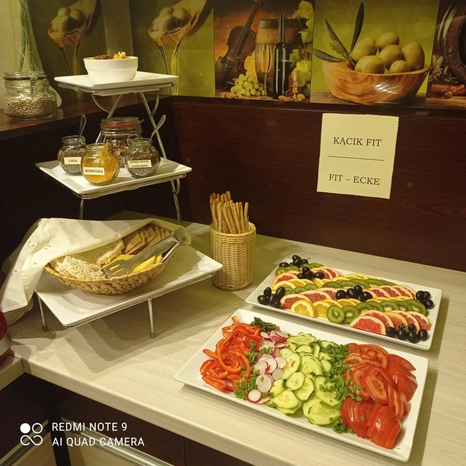 Restaurant/places to eat in Hotel Cis