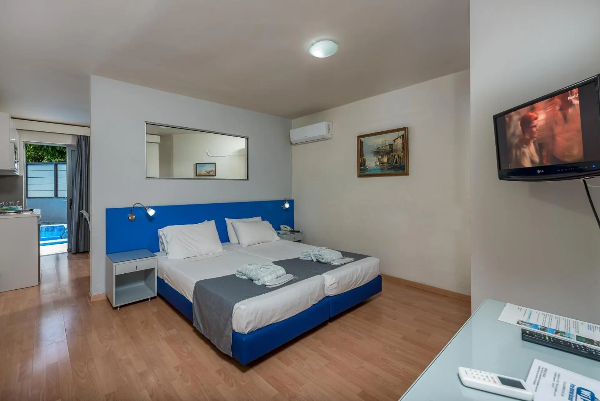 Bedroom, Bed in 7Palms