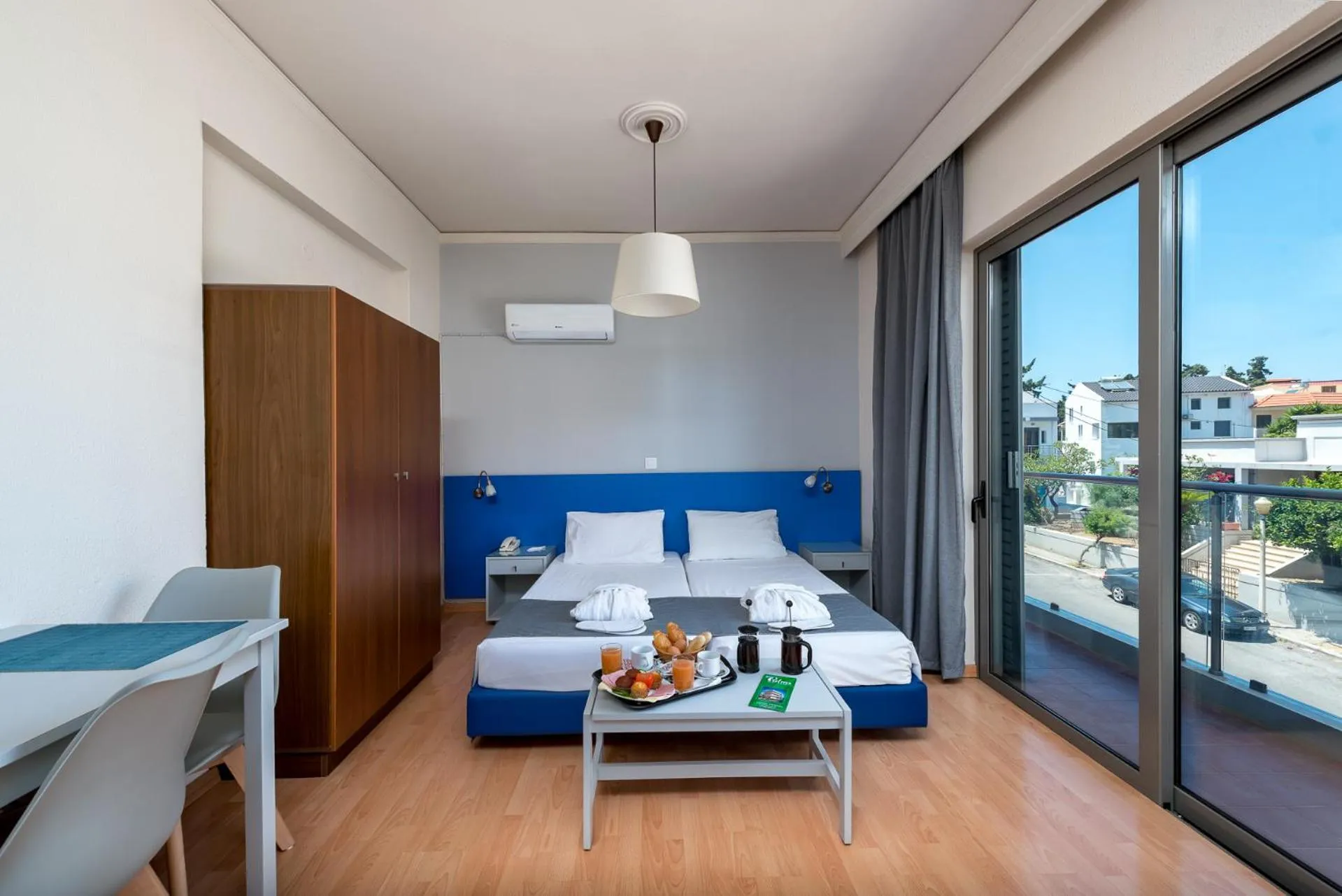 Bedroom, Bed in 7Palms