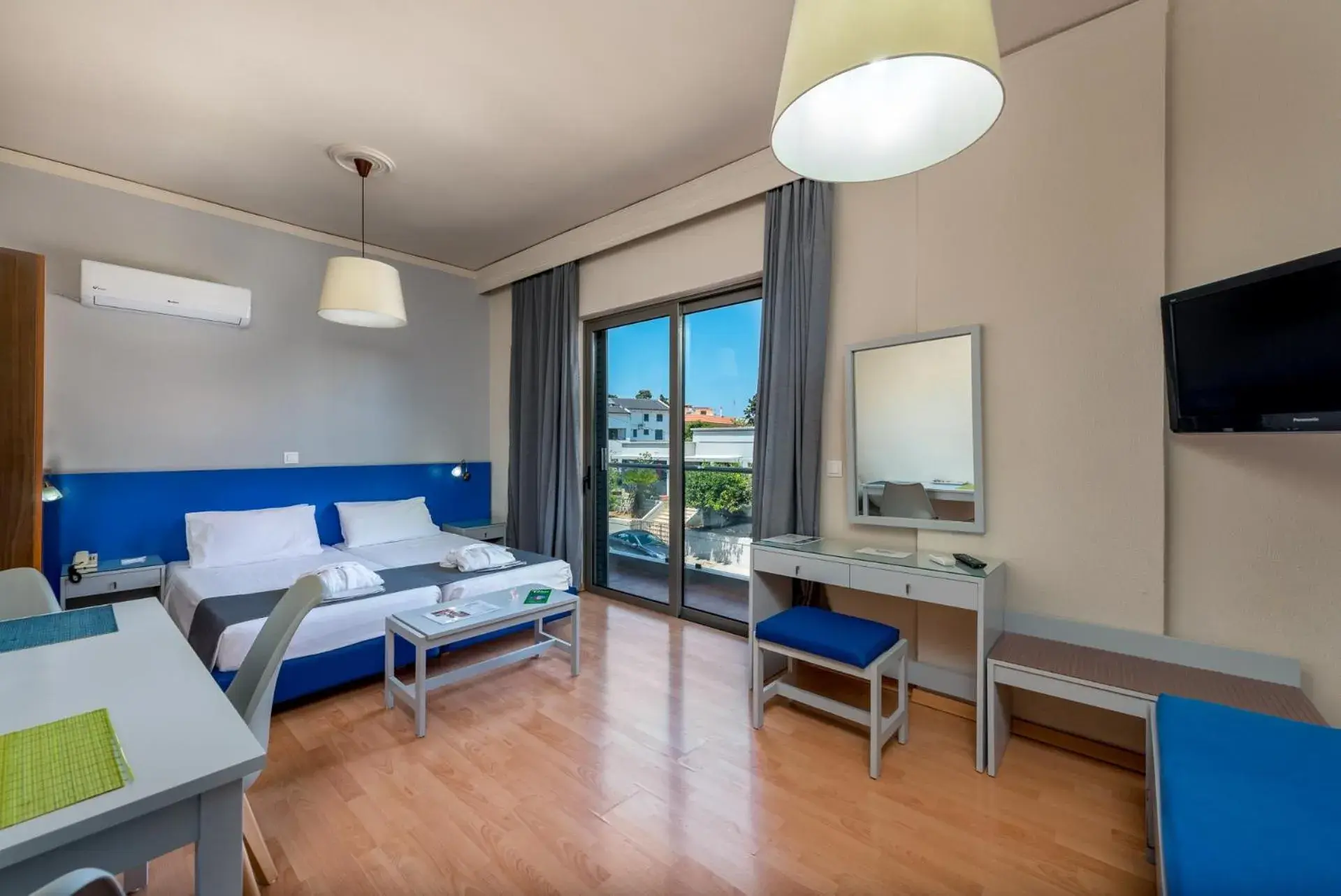 One-Bedroom Apartment (1-3 Adults) in 7Palms One-Bedroom Apartment (1-3 Adults) in 7Palms