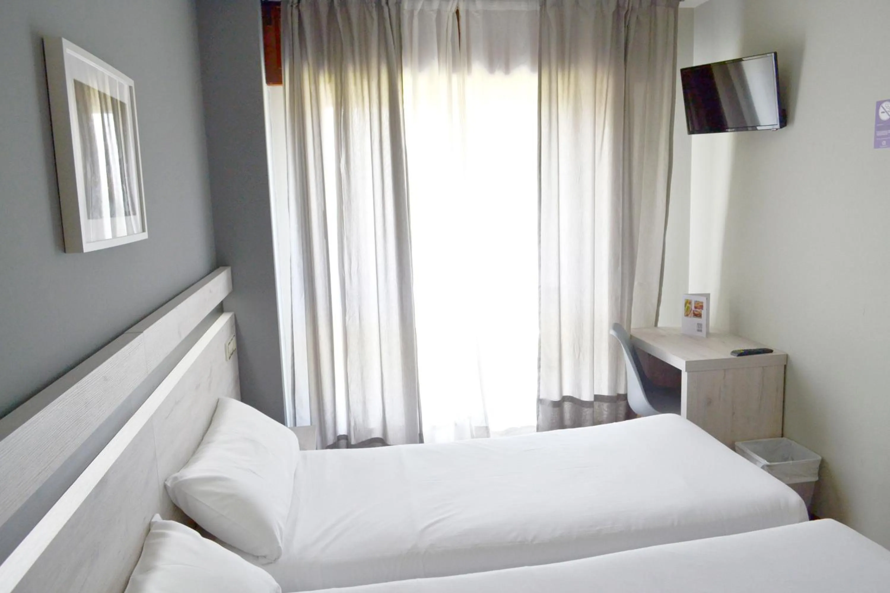 Bed in Alda Puerta Coruña