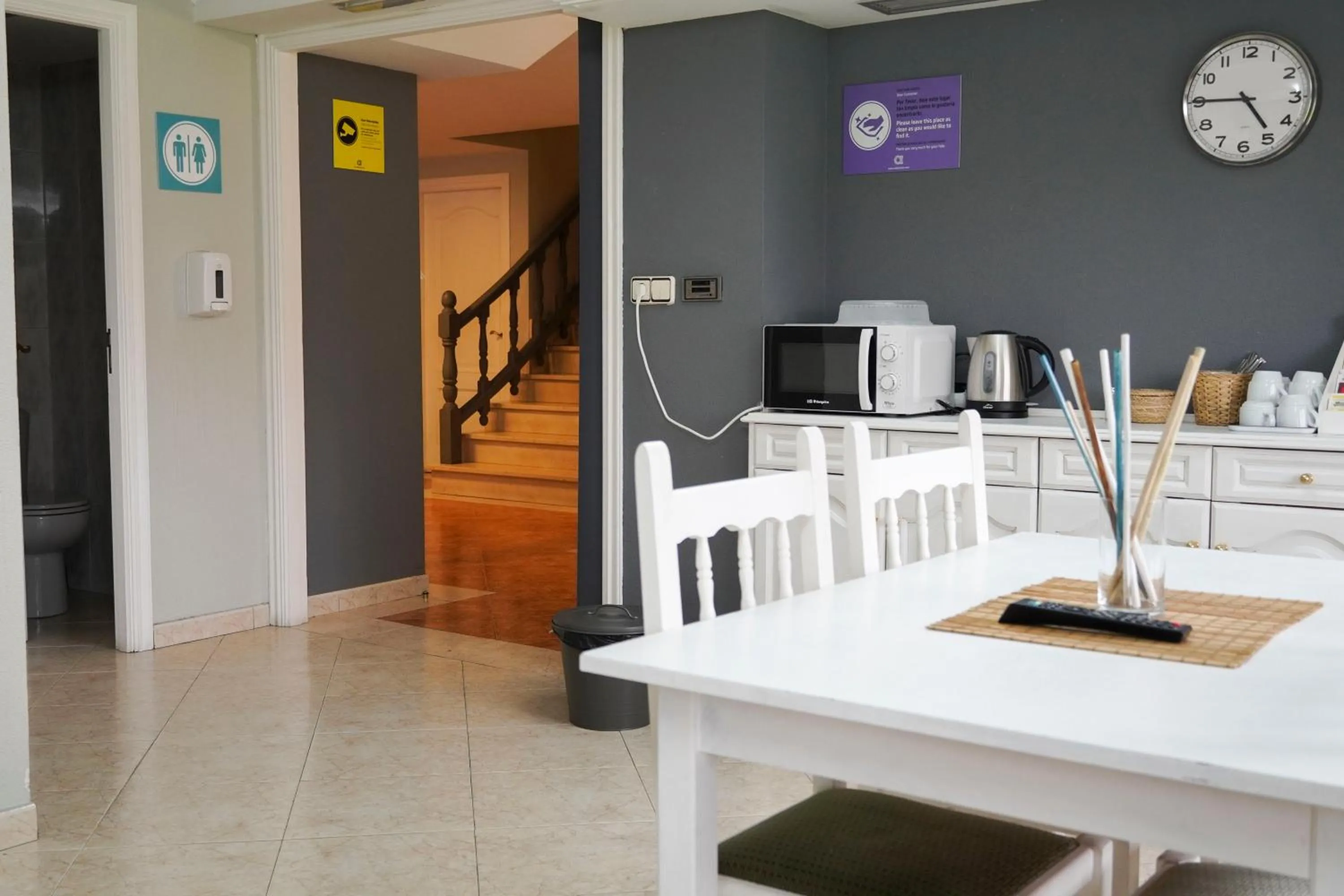 Living room in Alda Puerta Coruña